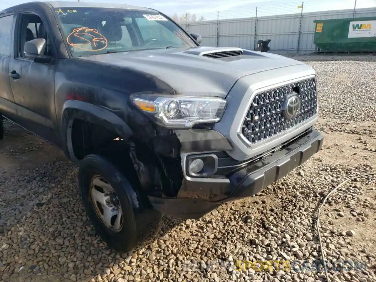 10 Photograph of a damaged car 5TFDZ5BN9KX039628 TOYOTA TACOMA 2019