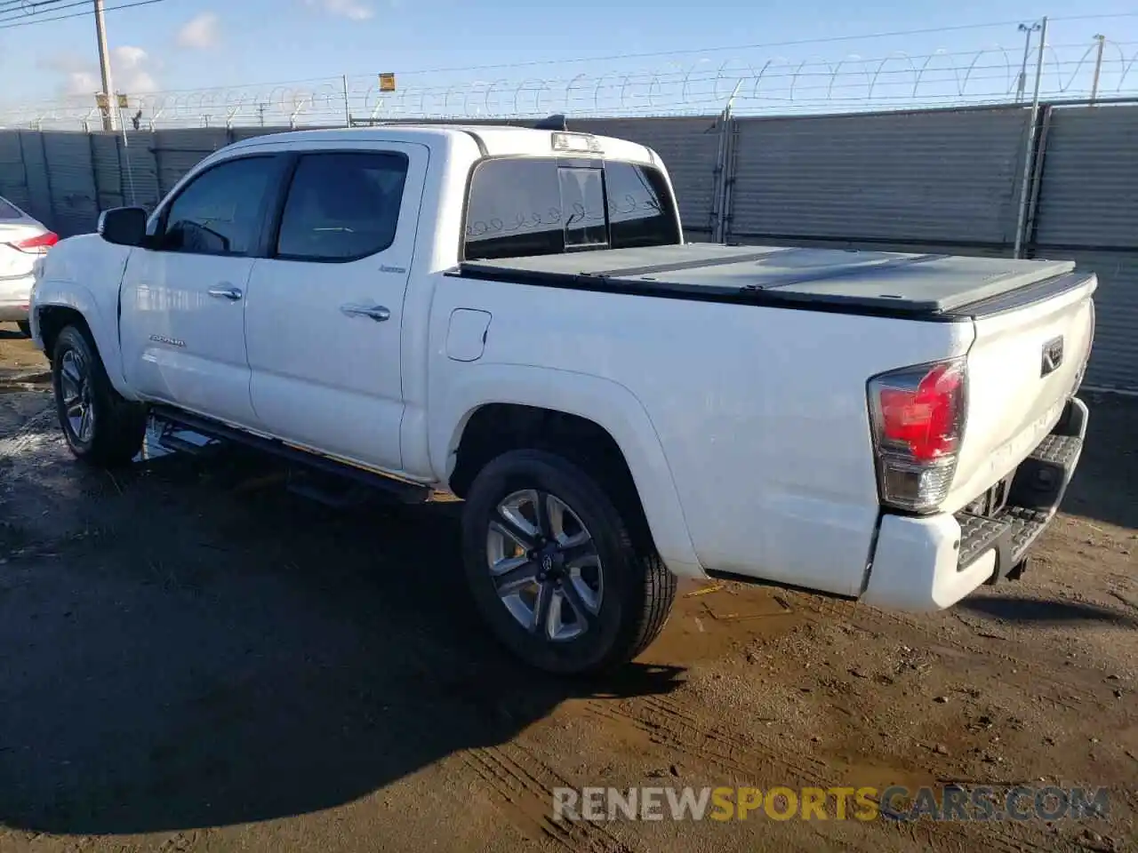 3 Photograph of a damaged car 5TFEZ5CN1KX078703 TOYOTA TACOMA 2019