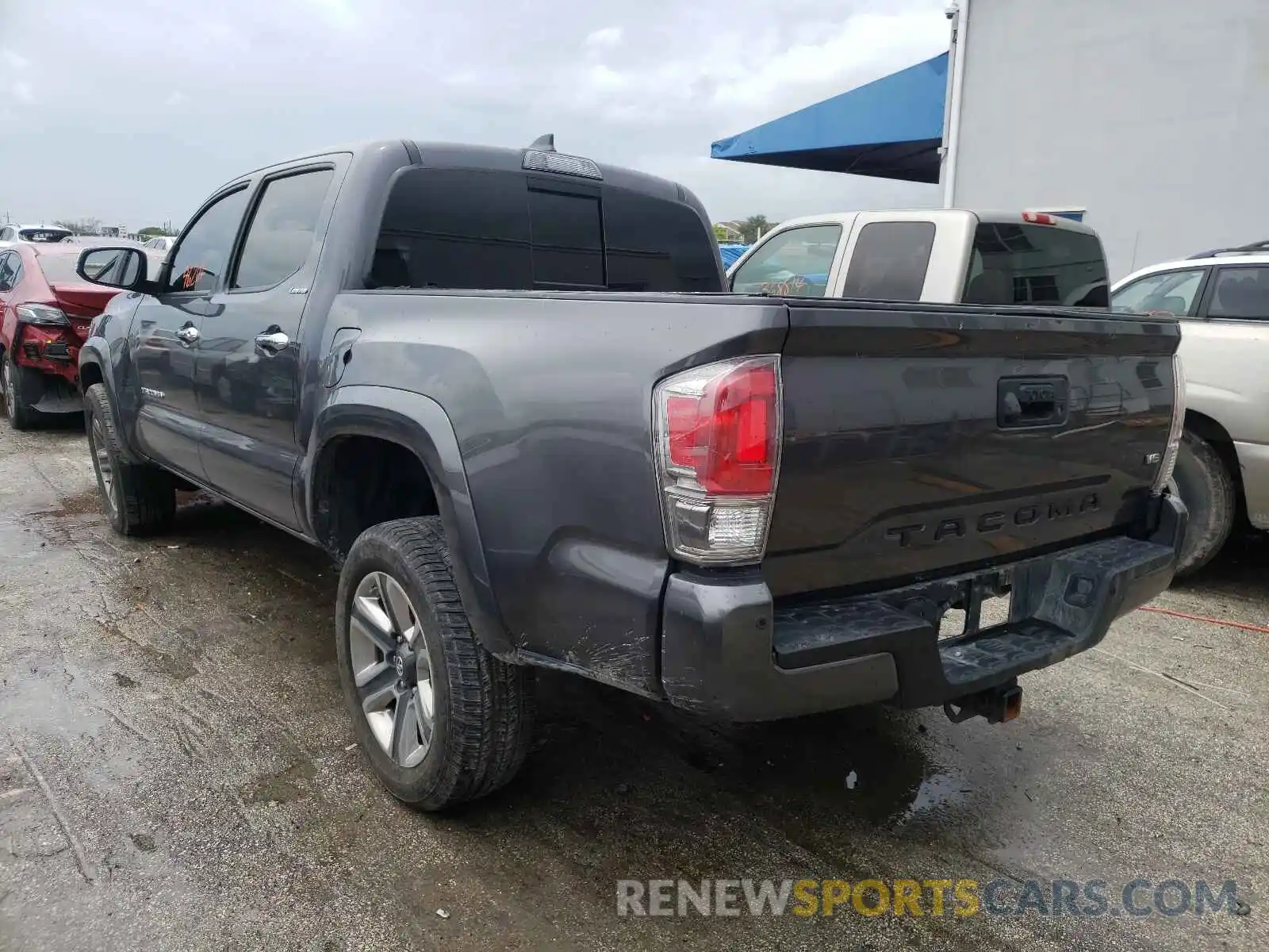 3 Photograph of a damaged car 5TFEZ5CN2KX075194 TOYOTA TACOMA 2019