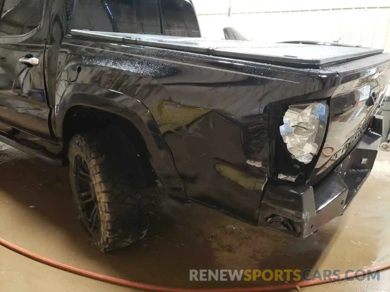 9 Photograph of a damaged car 5TFEZ5CN2KX078709 TOYOTA TACOMA 2019