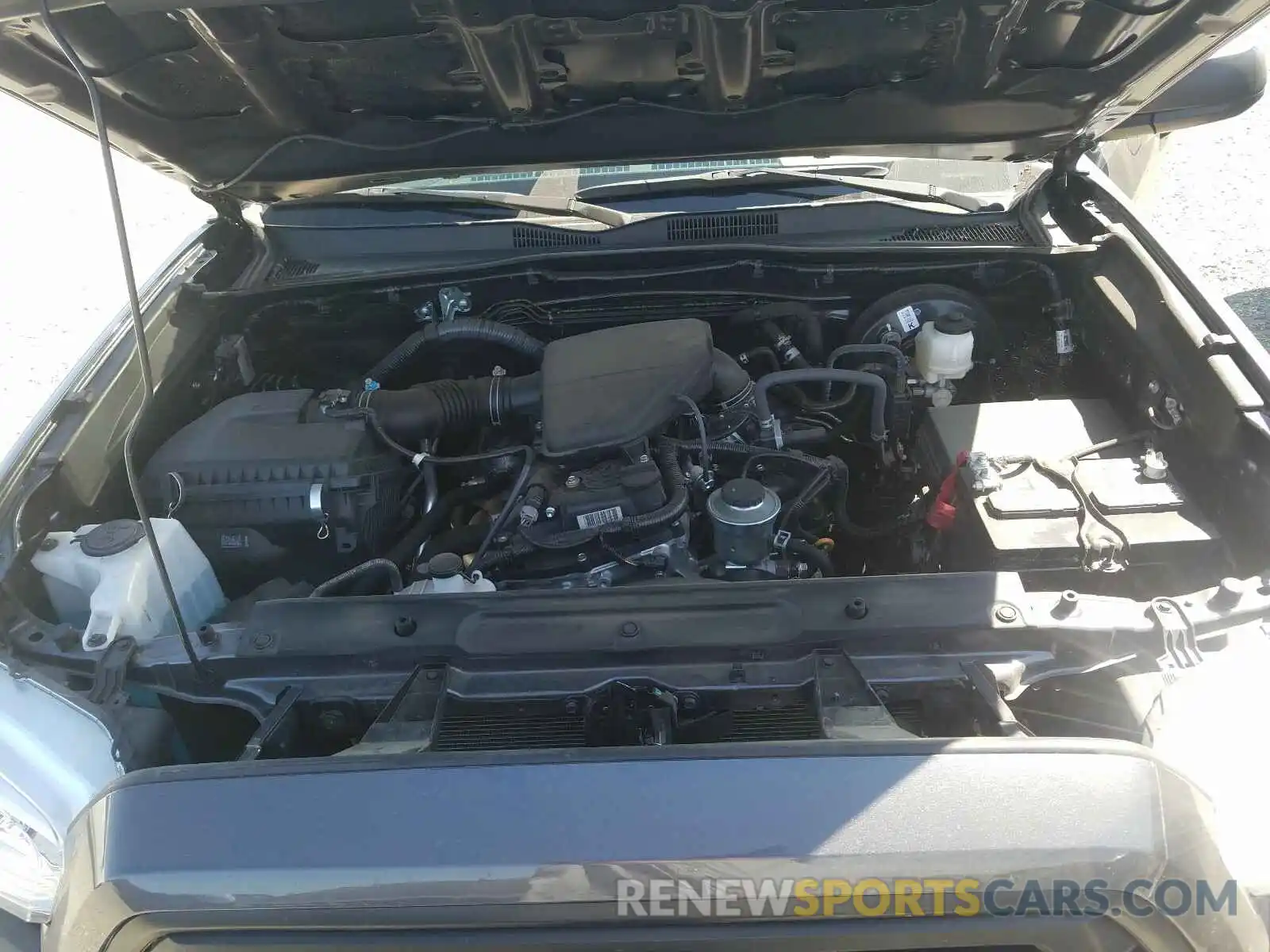 7 Photograph of a damaged car 5TFRX5GN0KX133305 TOYOTA TACOMA 2019