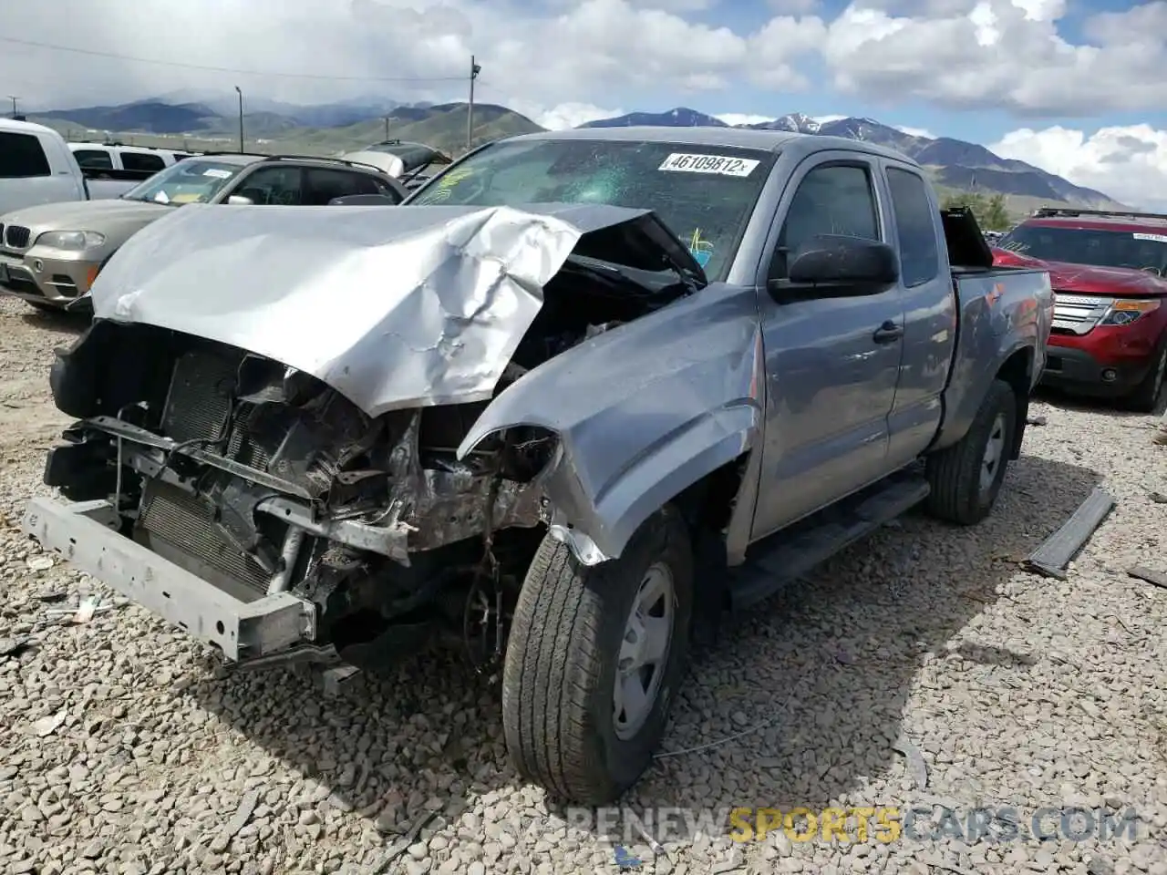 2 Photograph of a damaged car 5TFRX5GN0KX139413 TOYOTA TACOMA 2019