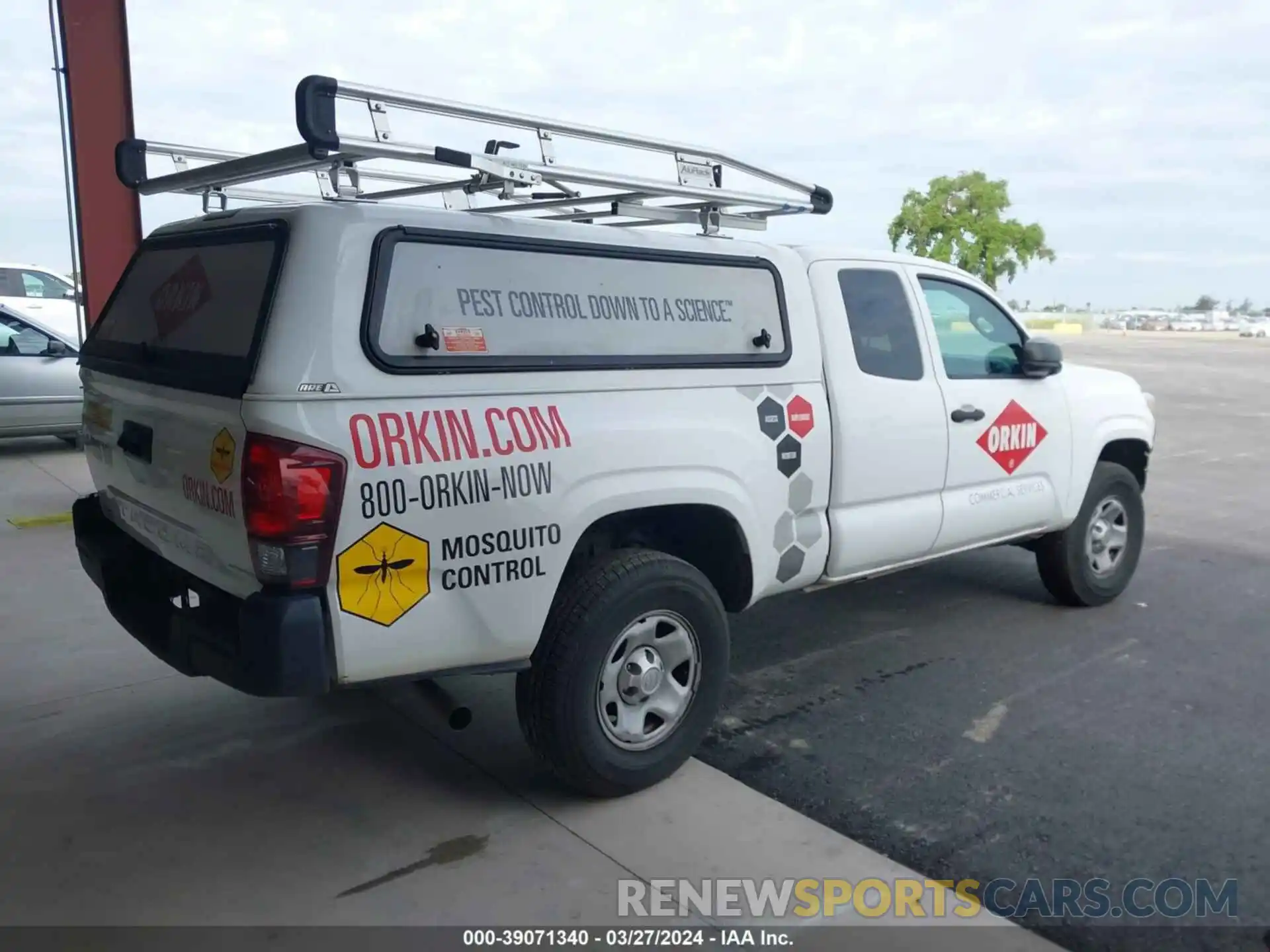 4 Photograph of a damaged car 5TFRX5GN0KX145843 TOYOTA TACOMA 2019