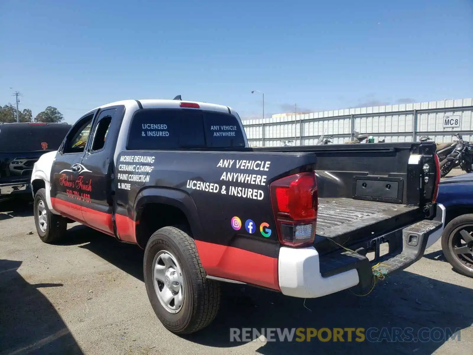 3 Photograph of a damaged car 5TFRX5GN0KX152811 TOYOTA TACOMA 2019