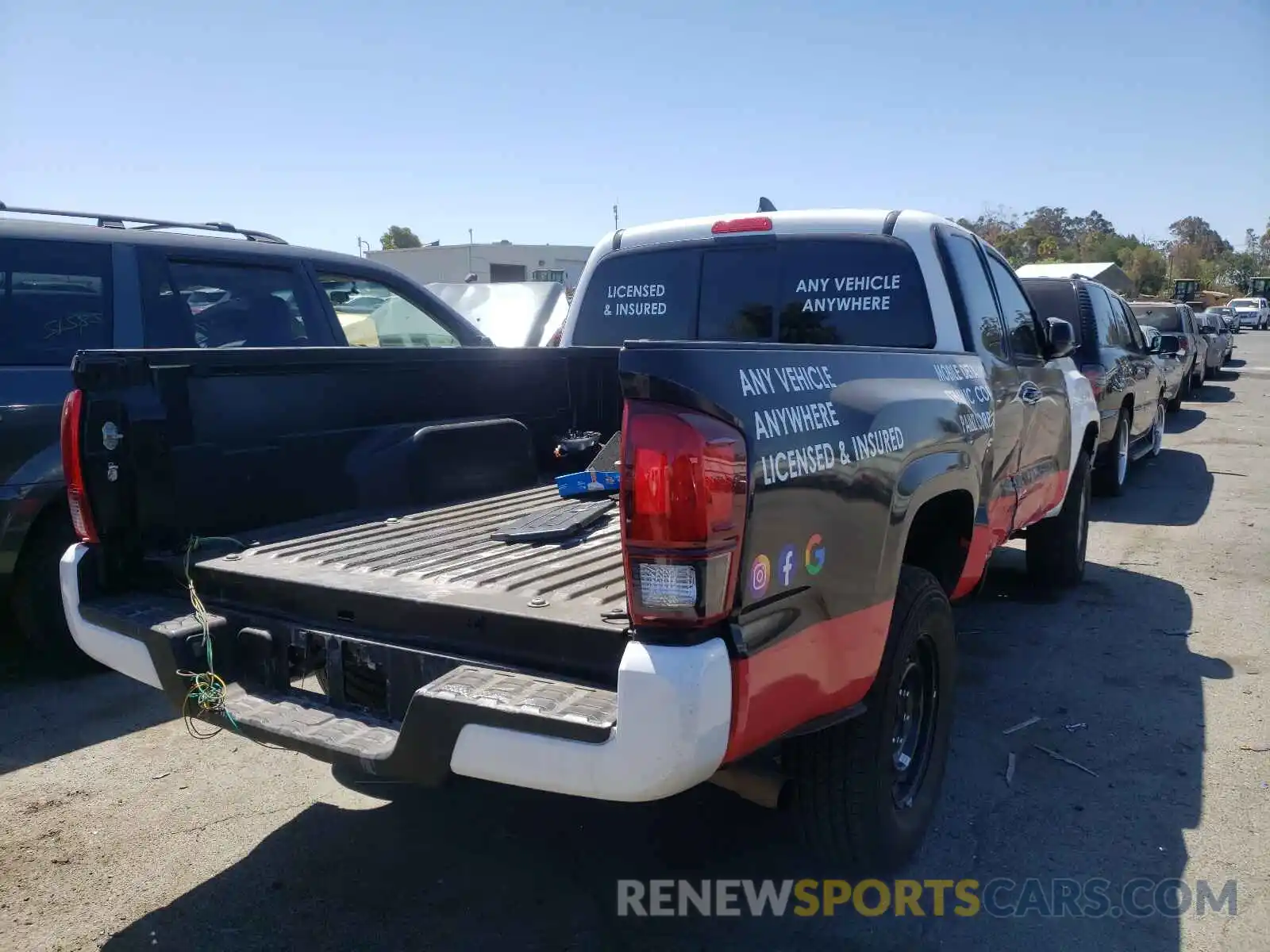 4 Photograph of a damaged car 5TFRX5GN0KX152811 TOYOTA TACOMA 2019