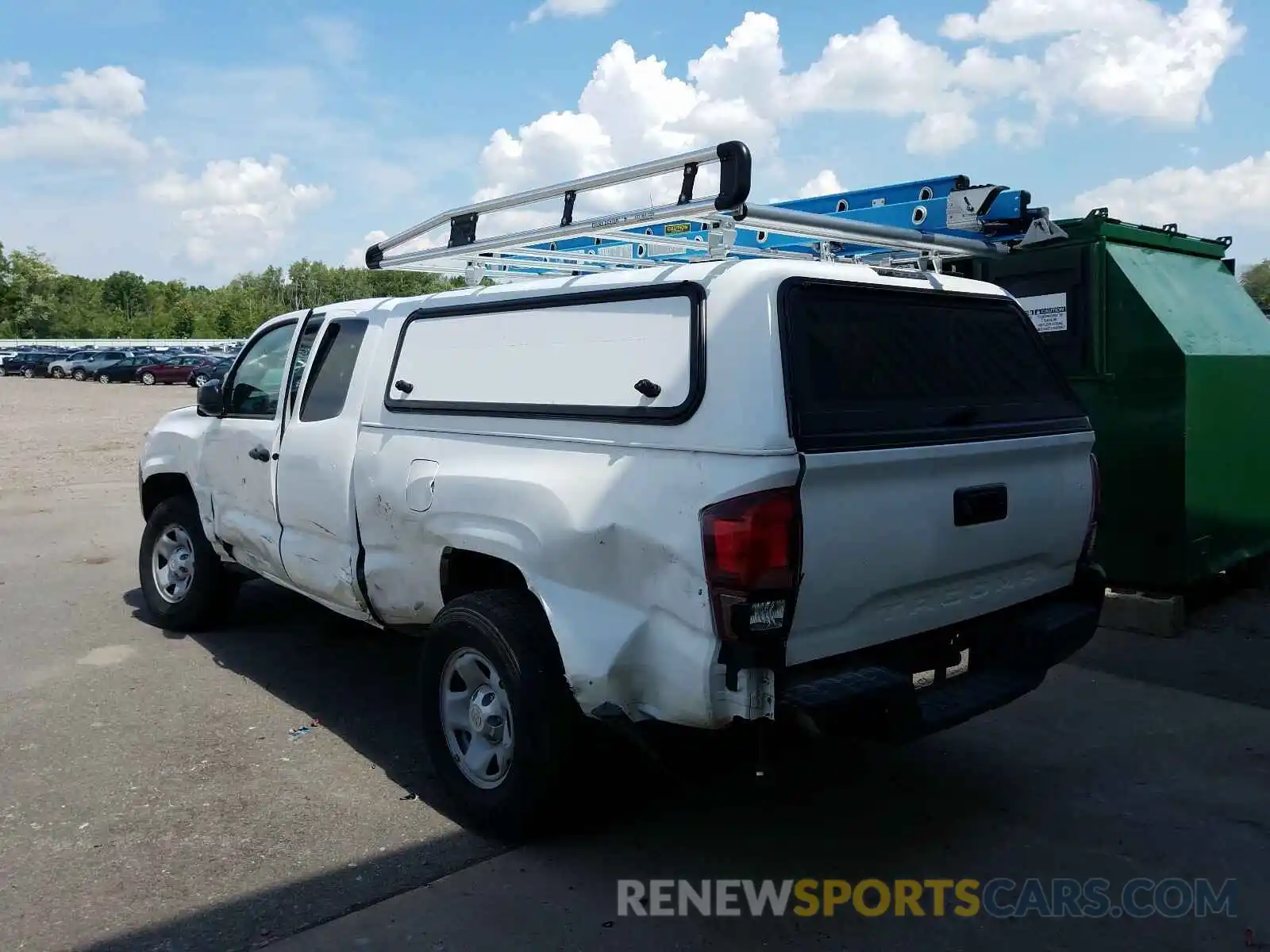 3 Photograph of a damaged car 5TFRX5GN0KX152968 TOYOTA TACOMA 2019