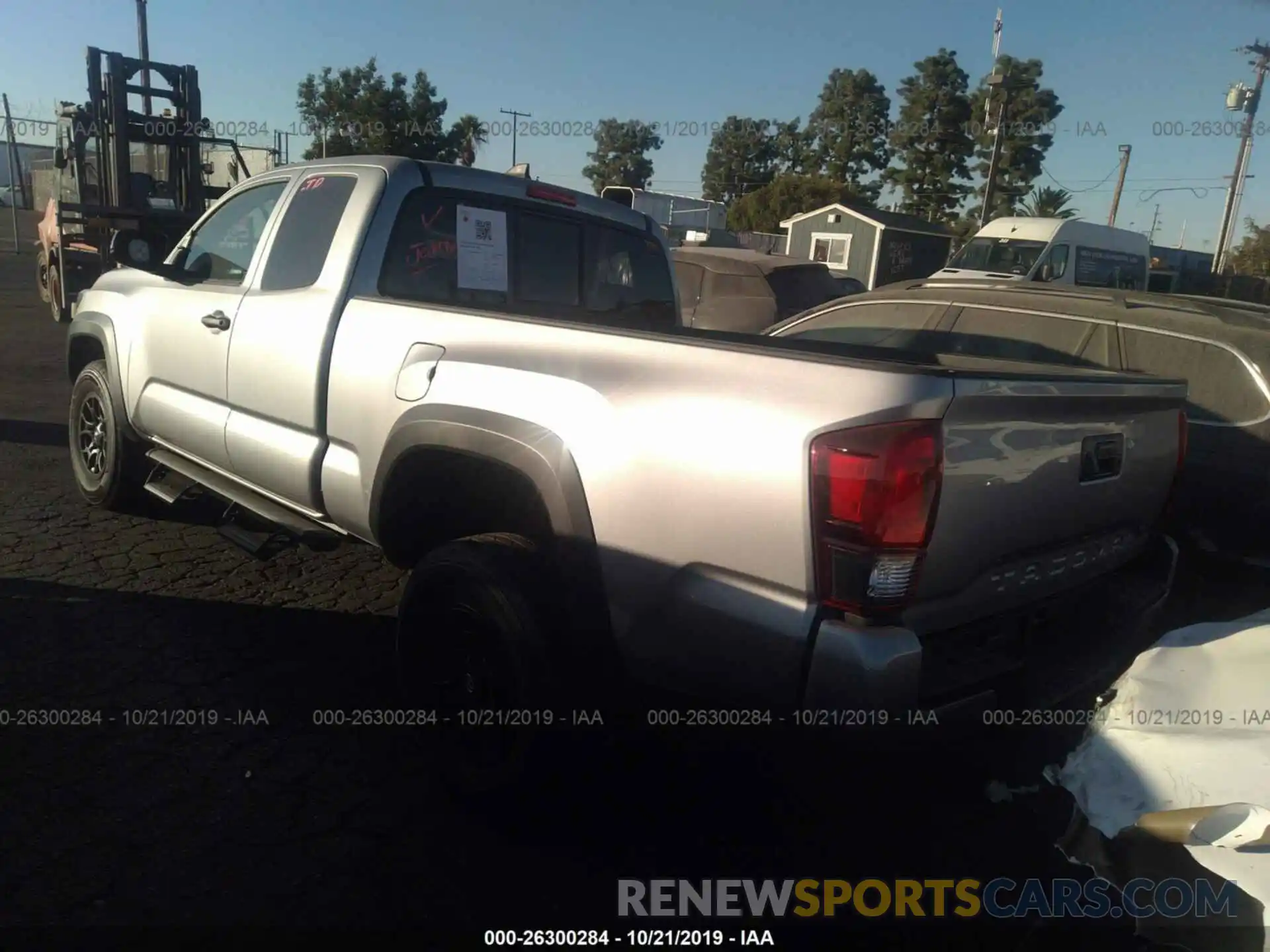 3 Photograph of a damaged car 5TFRX5GN0KX162884 TOYOTA TACOMA 2019