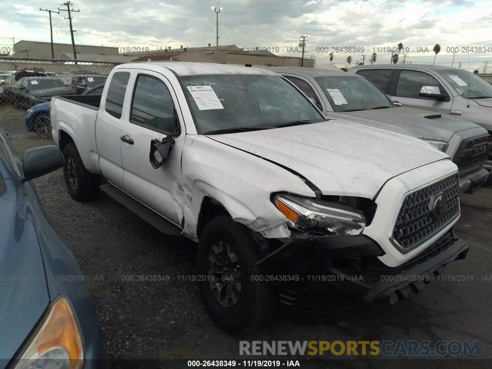 1 Photograph of a damaged car 5TFRX5GN1KX138254 TOYOTA TACOMA 2019