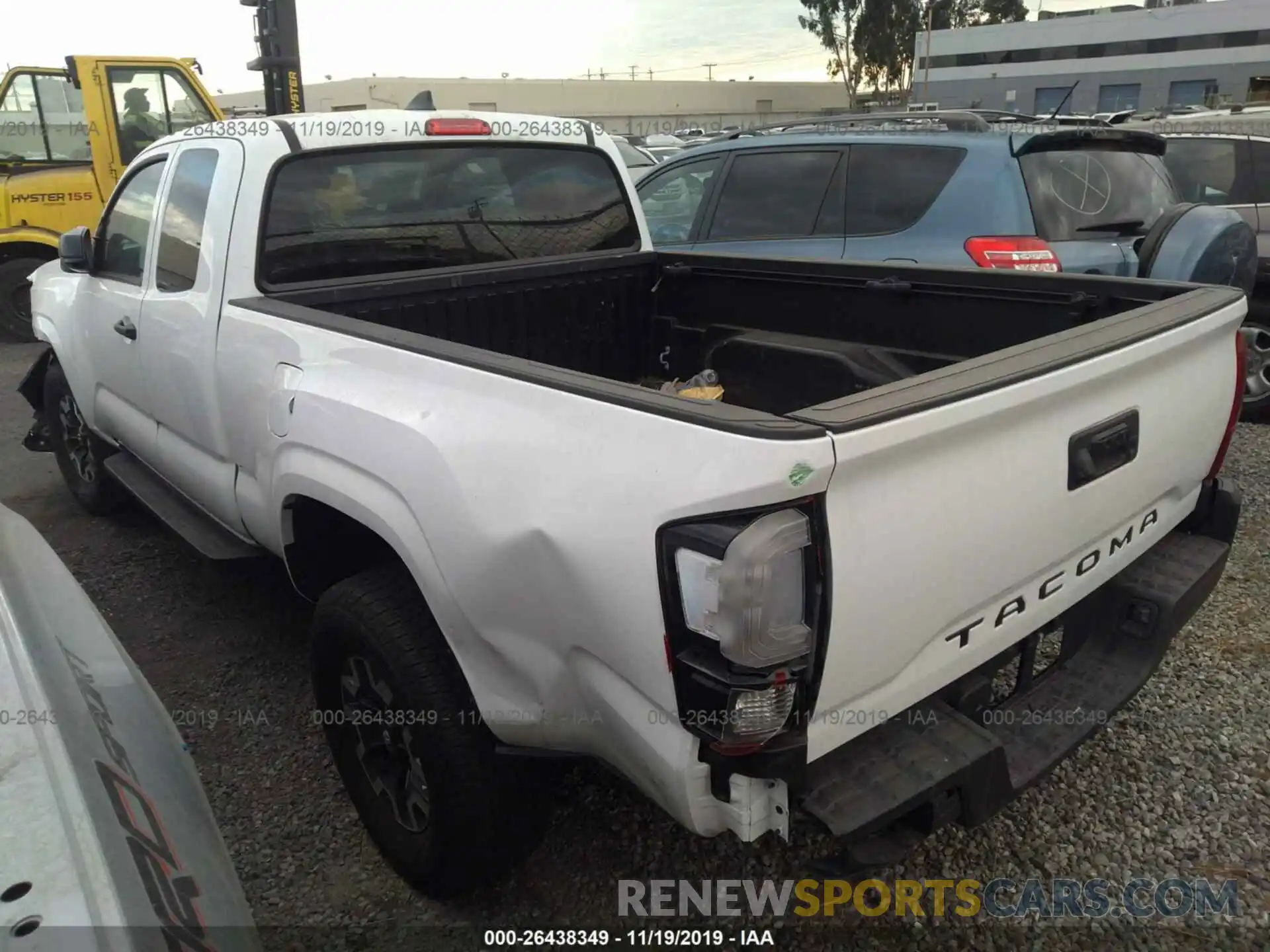 3 Photograph of a damaged car 5TFRX5GN1KX138254 TOYOTA TACOMA 2019