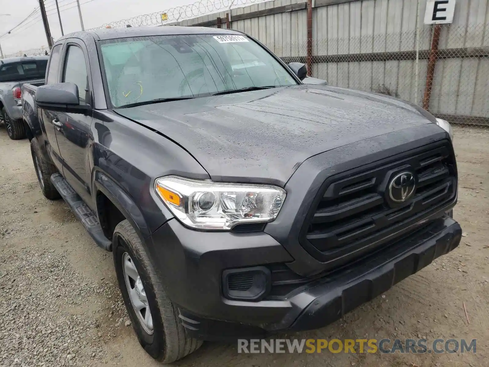 1 Photograph of a damaged car 5TFRX5GN1KX151991 TOYOTA TACOMA 2019