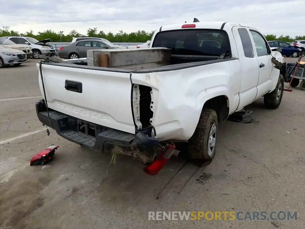 4 Фотография поврежденного автомобиля 5TFRX5GN1KX153109 TOYOTA TACOMA 2019