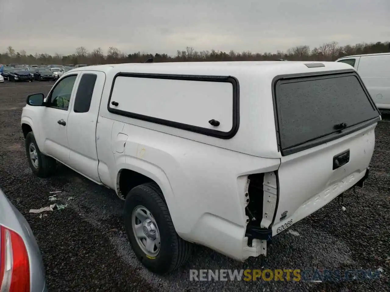 3 Photograph of a damaged car 5TFRX5GN1KX157483 TOYOTA TACOMA 2019