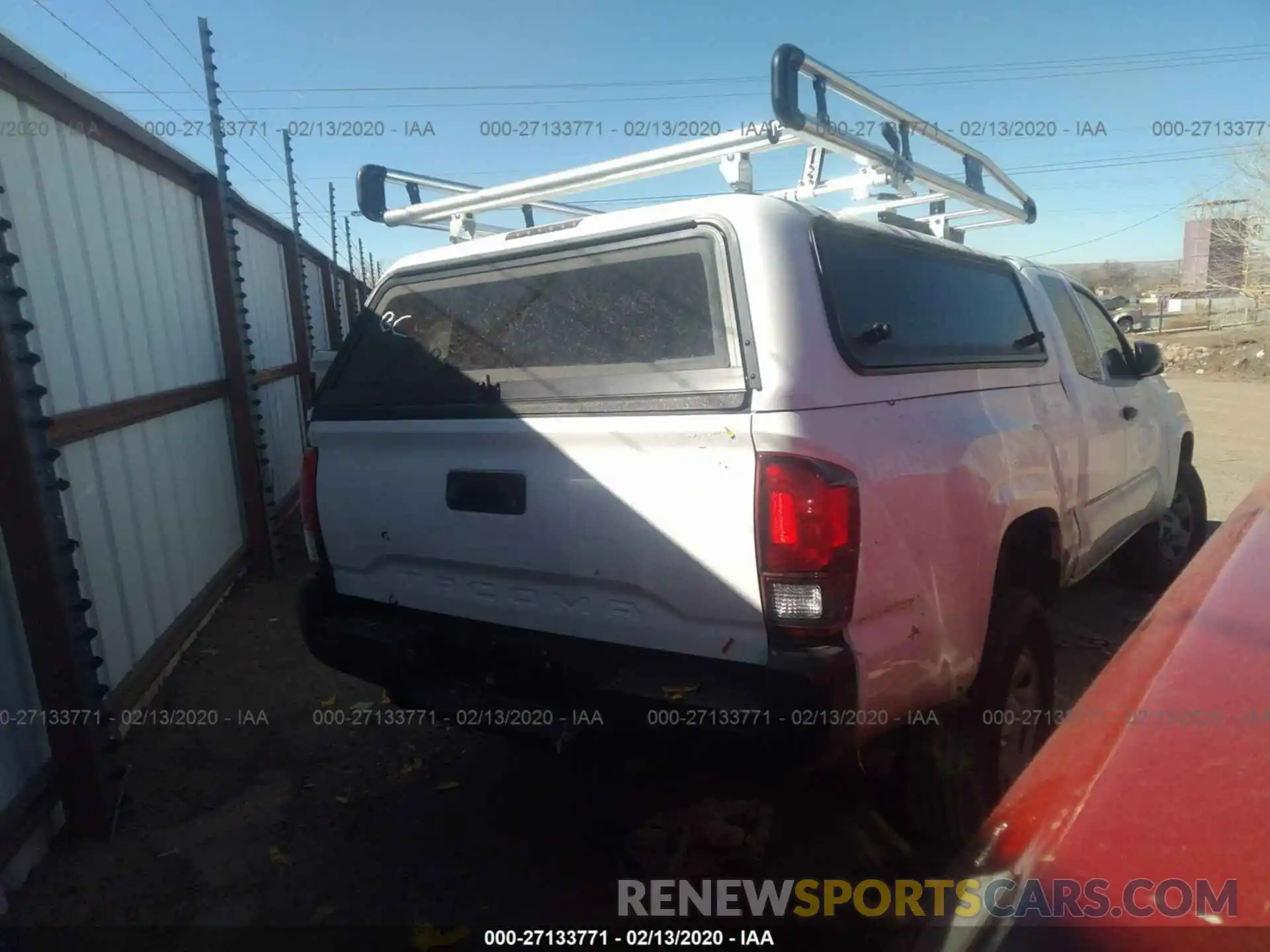 4 Фотография поврежденного автомобиля 5TFRX5GN1KX163428 TOYOTA TACOMA 2019