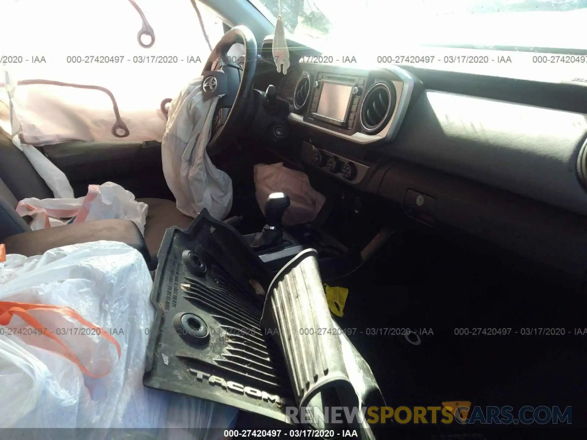 5 Photograph of a damaged car 5TFRX5GN2KX134889 TOYOTA TACOMA 2019