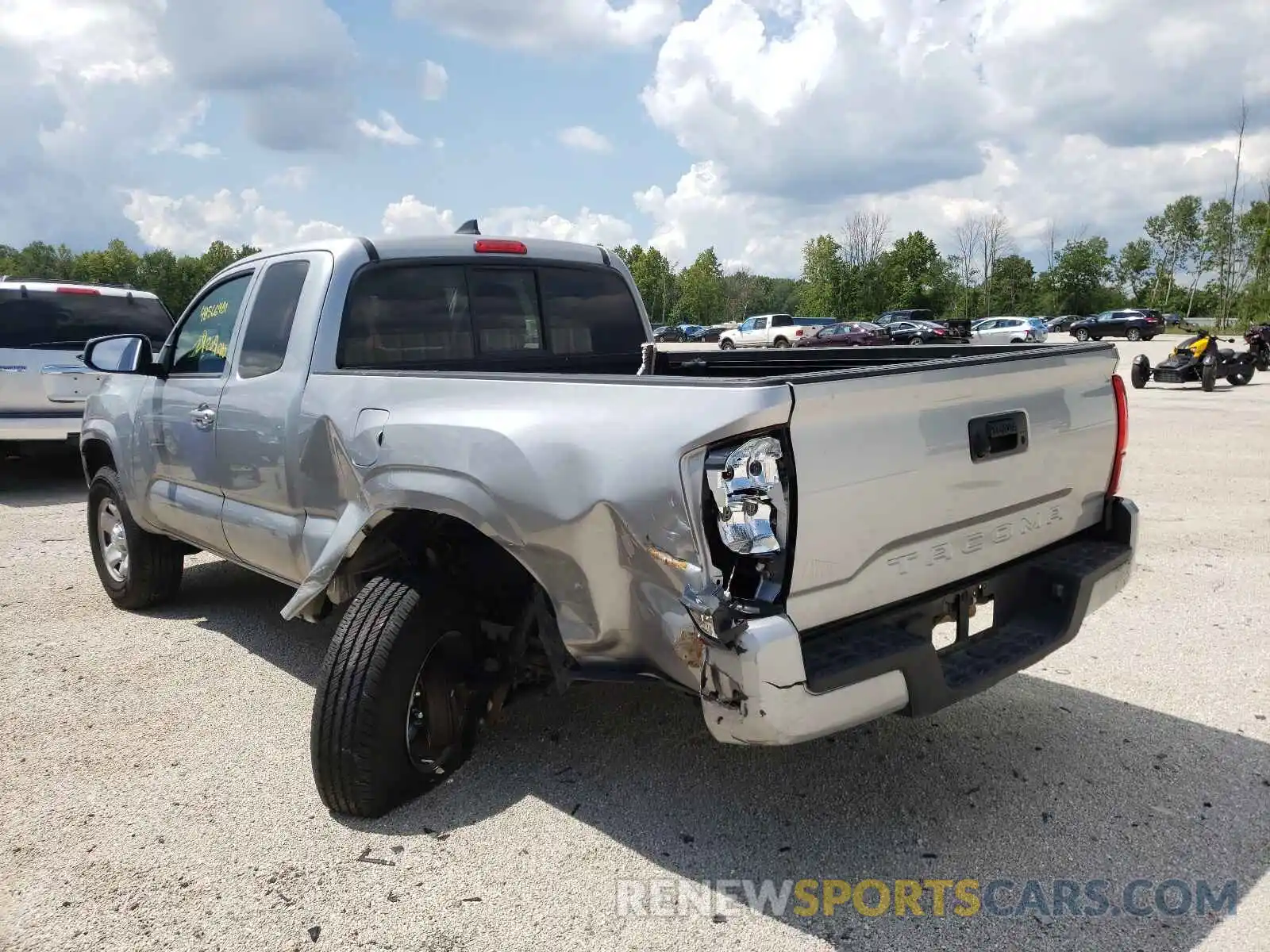 3 Photograph of a damaged car 5TFRX5GN2KX136125 TOYOTA TACOMA 2019