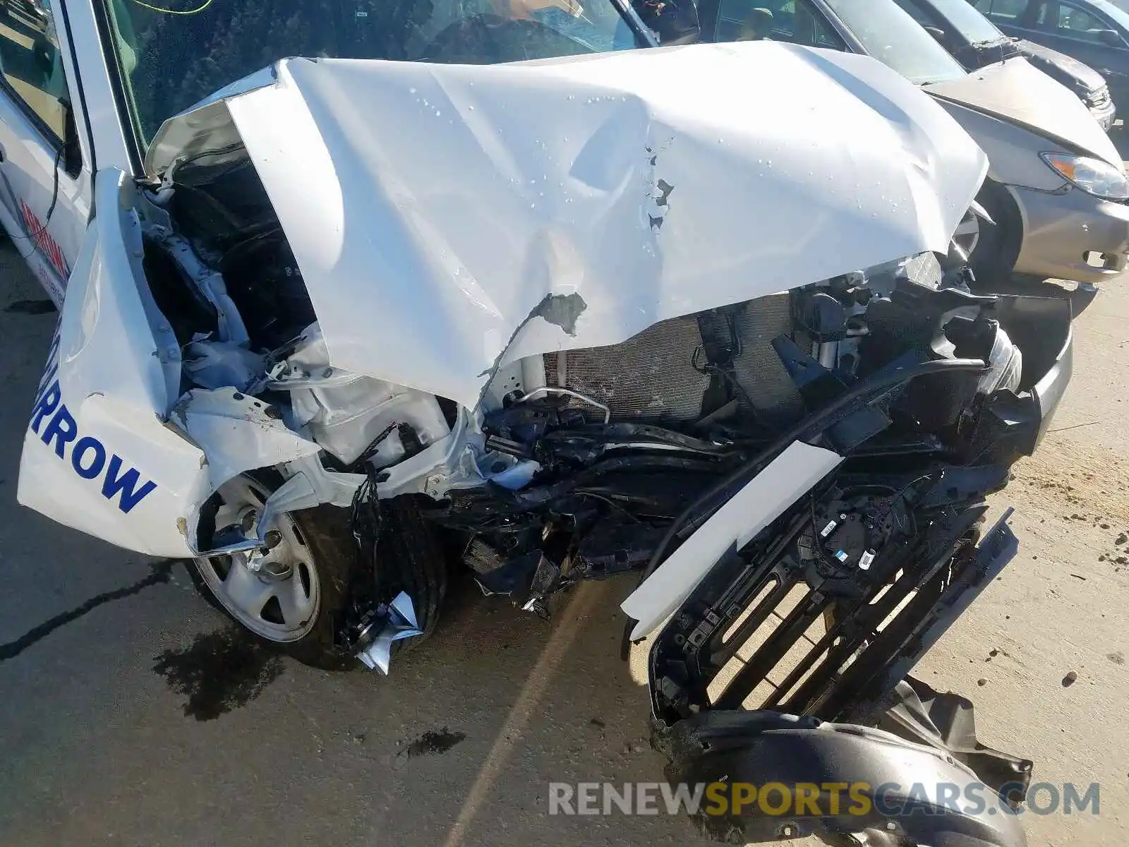 9 Photograph of a damaged car 5TFRX5GN2KX143267 TOYOTA TACOMA 2019