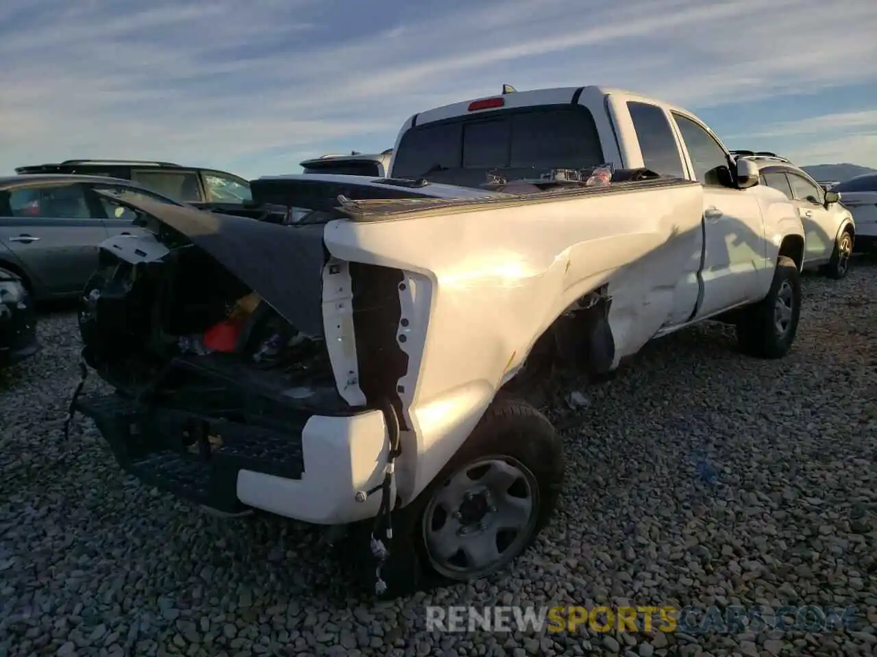 4 Photograph of a damaged car 5TFRX5GN2KX152535 TOYOTA TACOMA 2019