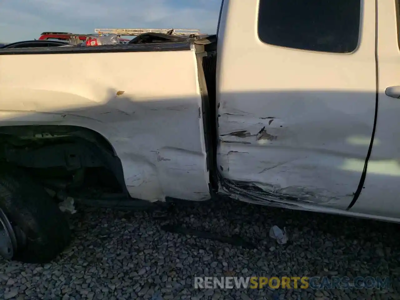 9 Photograph of a damaged car 5TFRX5GN2KX152535 TOYOTA TACOMA 2019