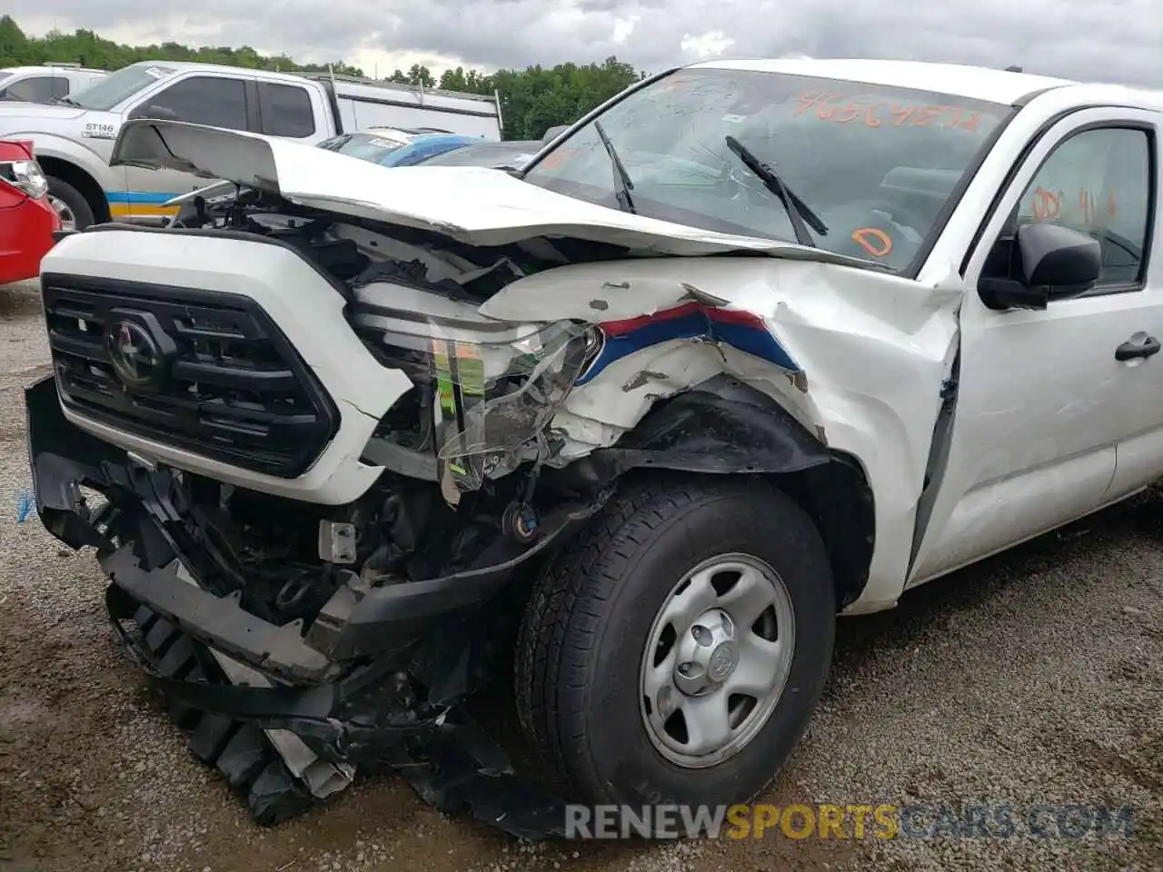 9 Photograph of a damaged car 5TFRX5GN3KX140748 TOYOTA TACOMA 2019