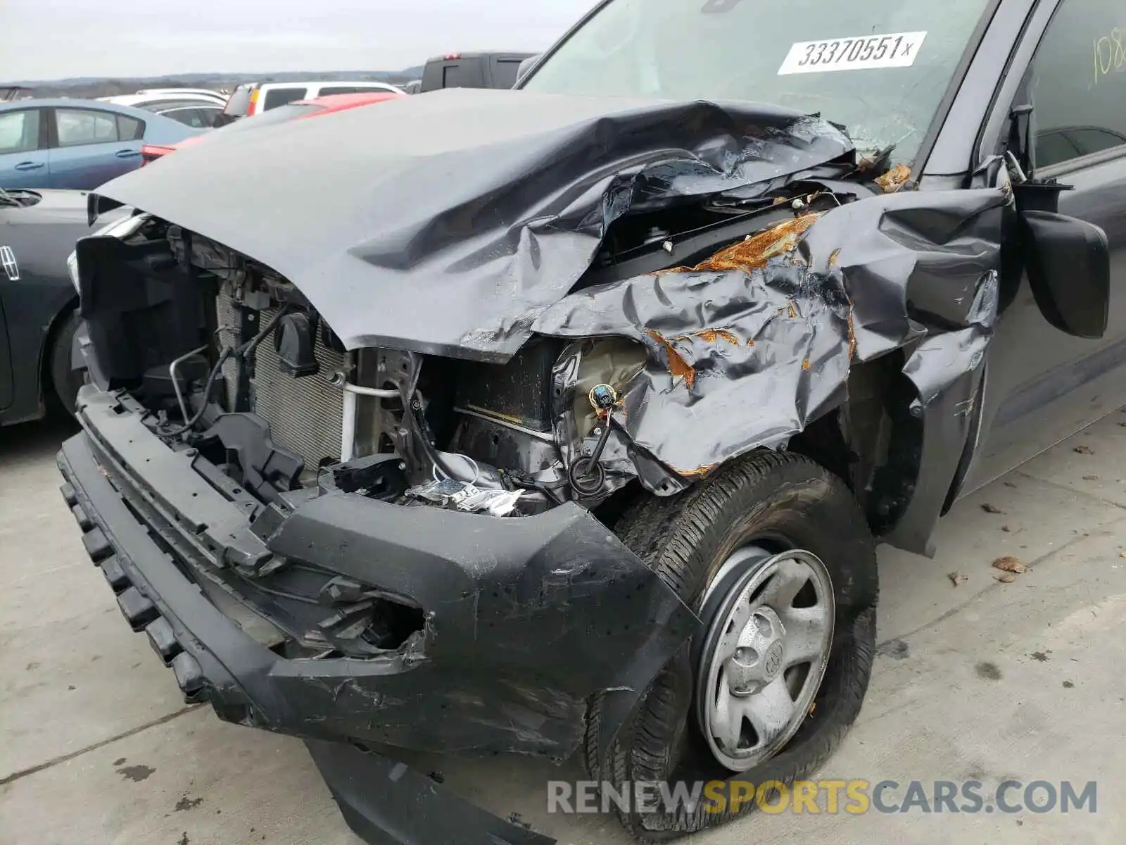 9 Photograph of a damaged car 5TFRX5GN3KX143178 TOYOTA TACOMA 2019