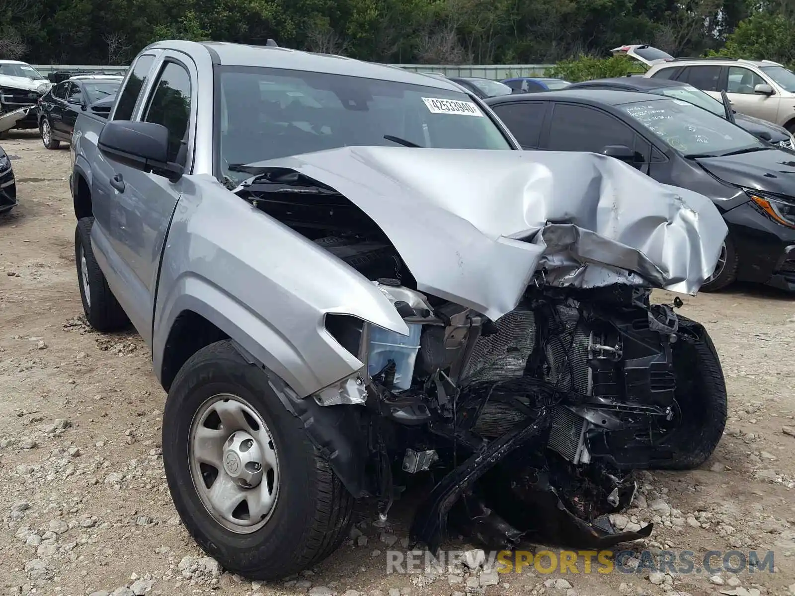 1 Photograph of a damaged car 5TFRX5GN3KX151359 TOYOTA TACOMA 2019