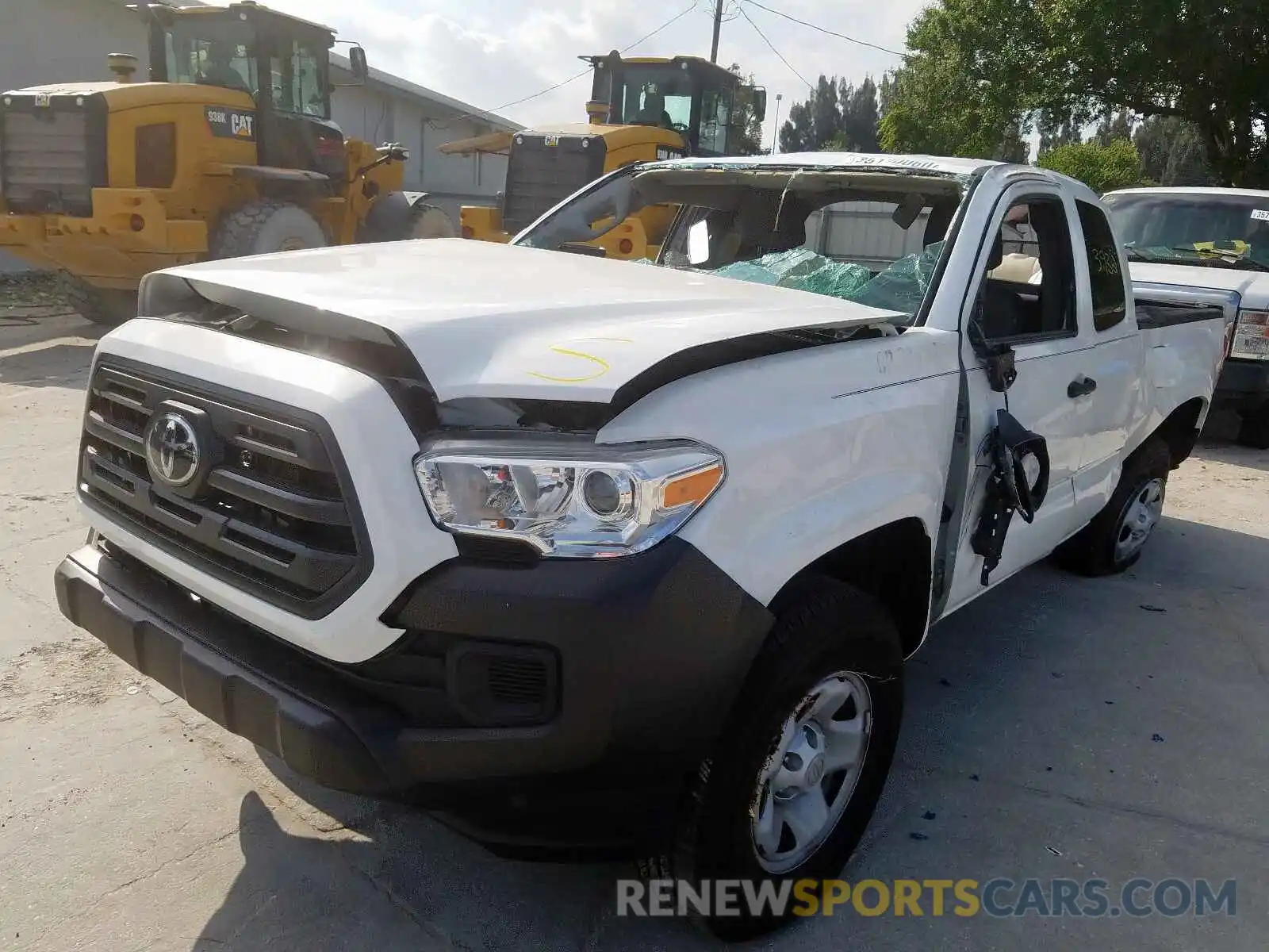 2 Фотография поврежденного автомобиля 5TFRX5GN3KX154133 TOYOTA TACOMA 2019