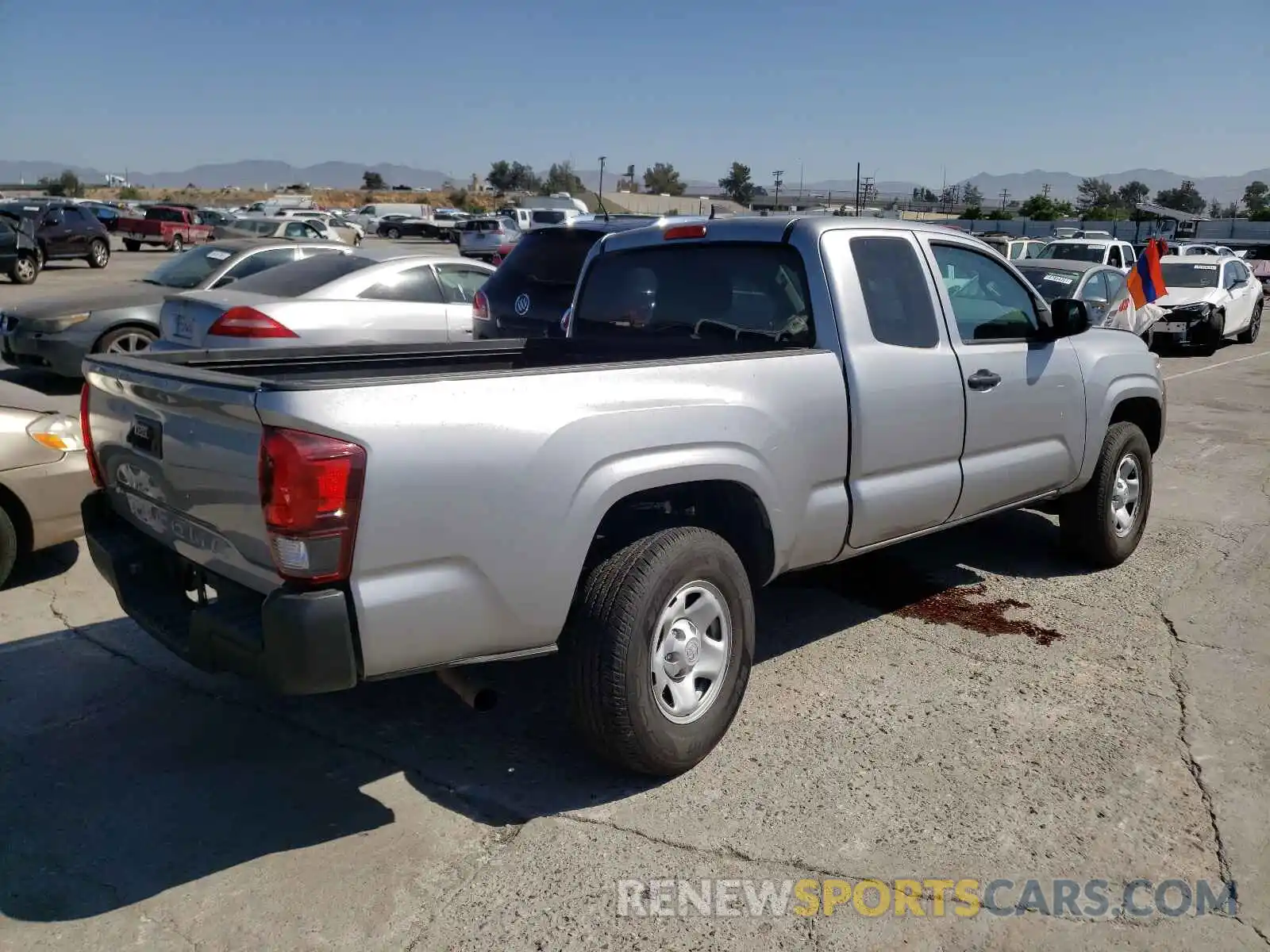 4 Photograph of a damaged car 5TFRX5GN3KX159669 TOYOTA TACOMA 2019