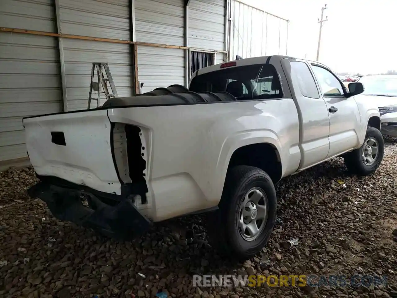 4 Photograph of a damaged car 5TFRX5GN3KX160952 TOYOTA TACOMA 2019