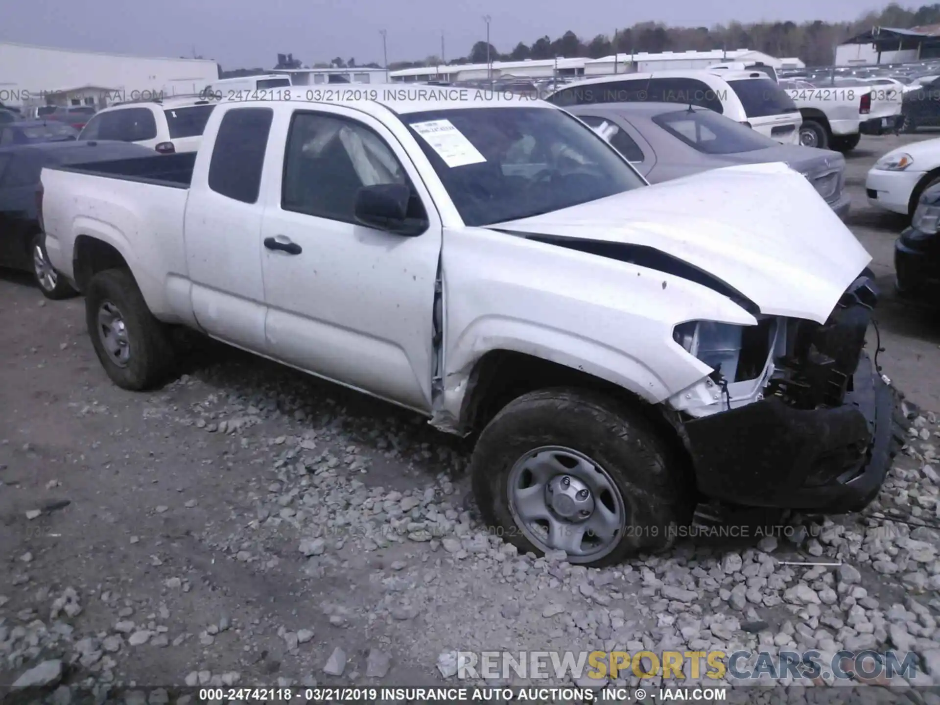 1 Photograph of a damaged car 5TFRX5GN4KX138085 TOYOTA TACOMA 2019