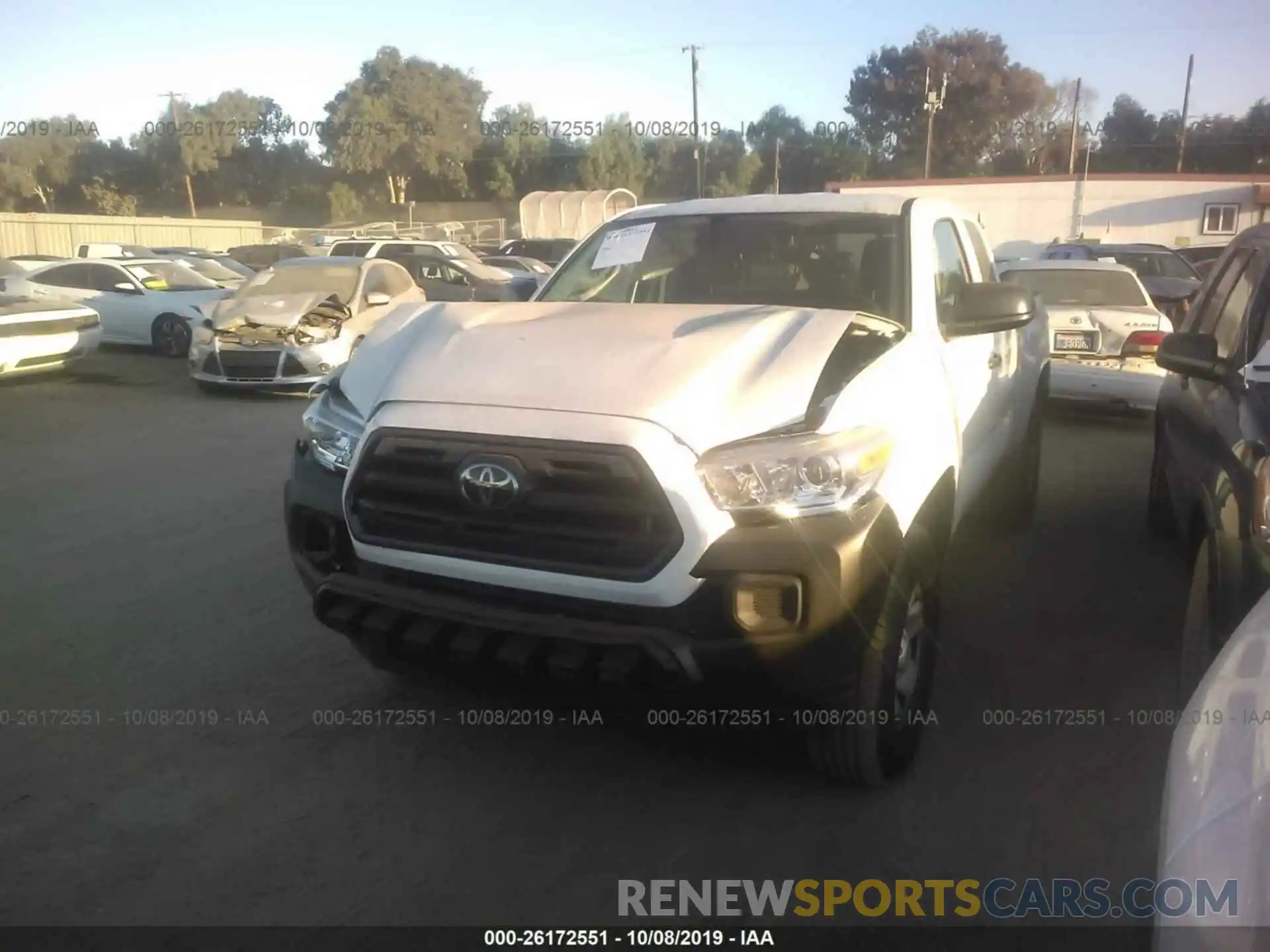 2 Фотография поврежденного автомобиля 5TFRX5GN4KX141360 TOYOTA TACOMA 2019