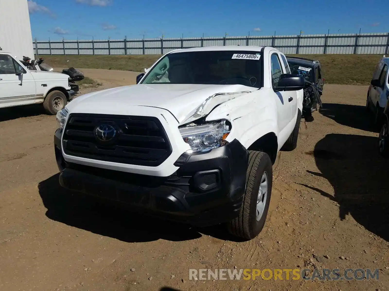 2 Photograph of a damaged car 5TFRX5GN4KX142184 TOYOTA TACOMA 2019