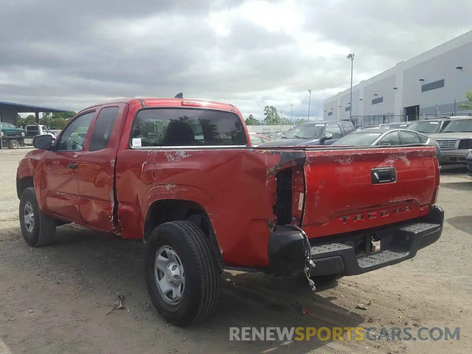 3 Photograph of a damaged car 5TFRX5GN4KX145635 TOYOTA TACOMA 2019