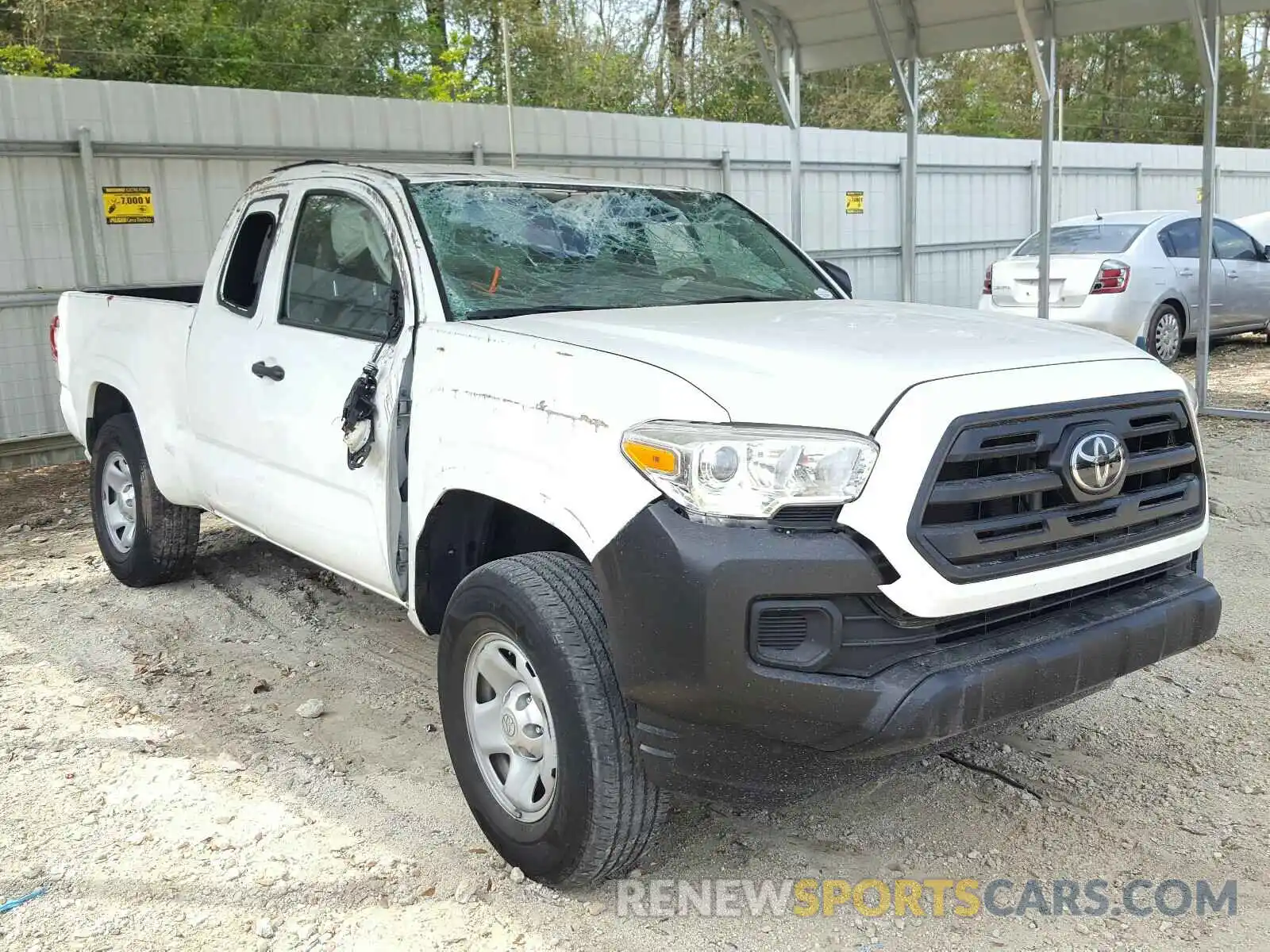 1 Photograph of a damaged car 5TFRX5GN4KX147501 TOYOTA TACOMA 2019