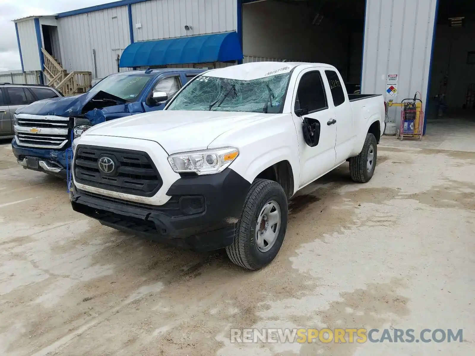 2 Photograph of a damaged car 5TFRX5GN4KX156490 TOYOTA TACOMA 2019