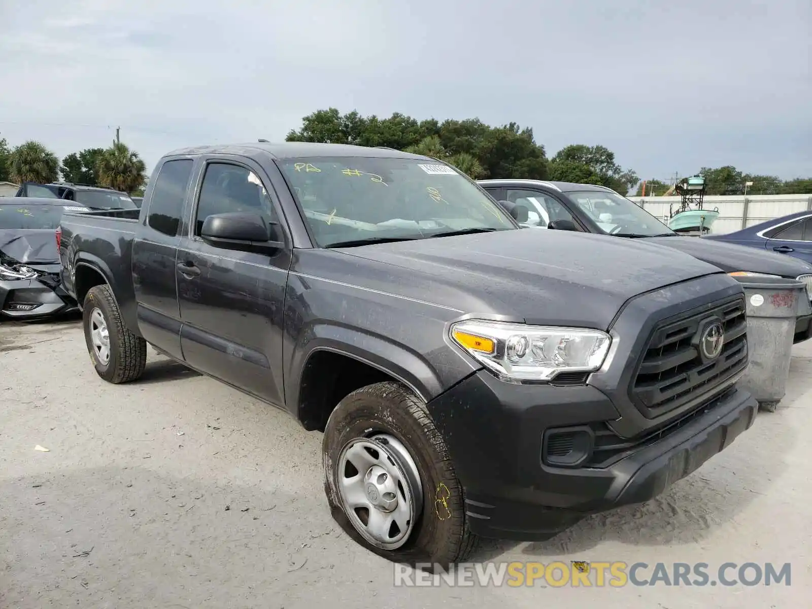 1 Photograph of a damaged car 5TFRX5GN4KX159017 TOYOTA TACOMA 2019