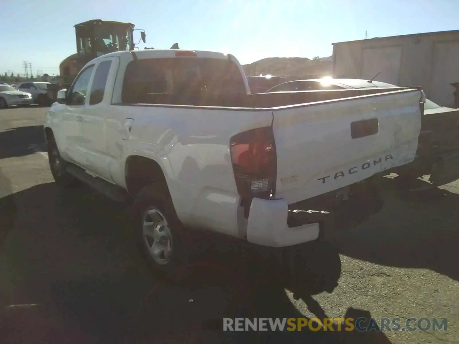 3 Photograph of a damaged car 5TFRX5GN4KX160703 TOYOTA TACOMA 2019