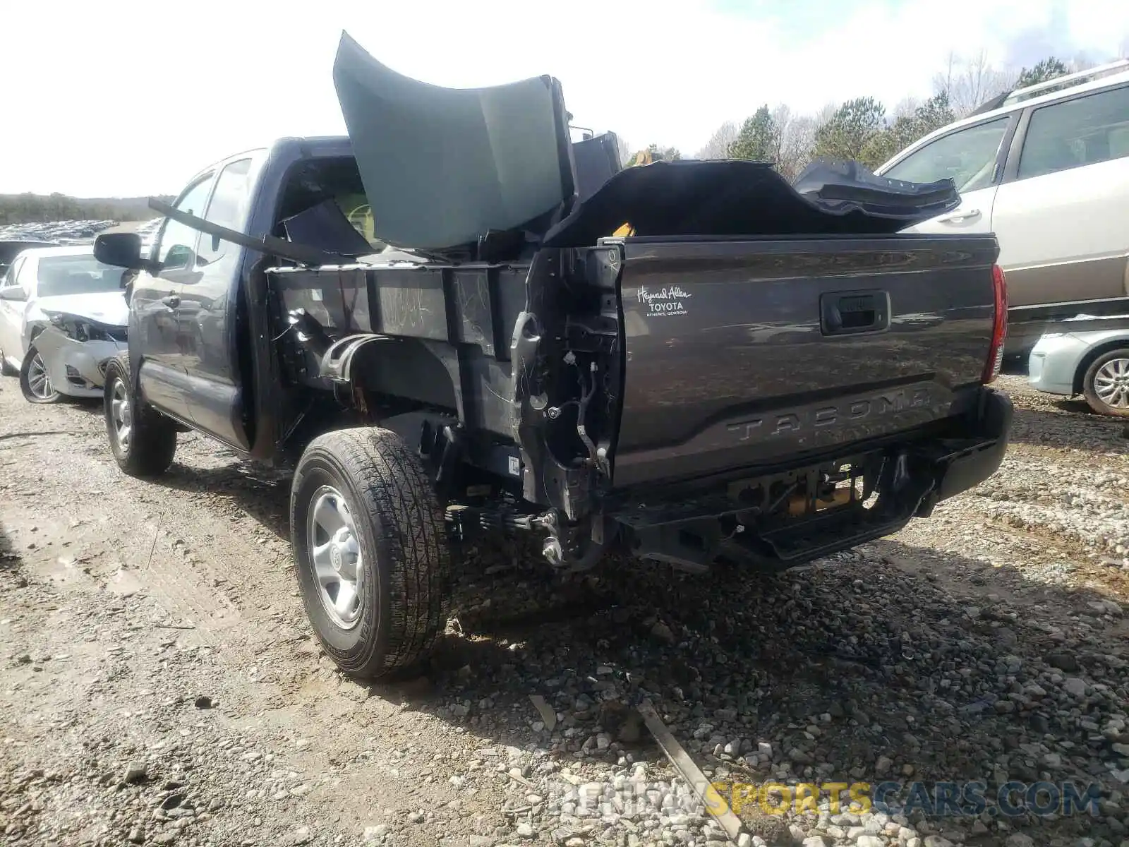 3 Photograph of a damaged car 5TFRX5GN5KX133719 TOYOTA TACOMA 2019