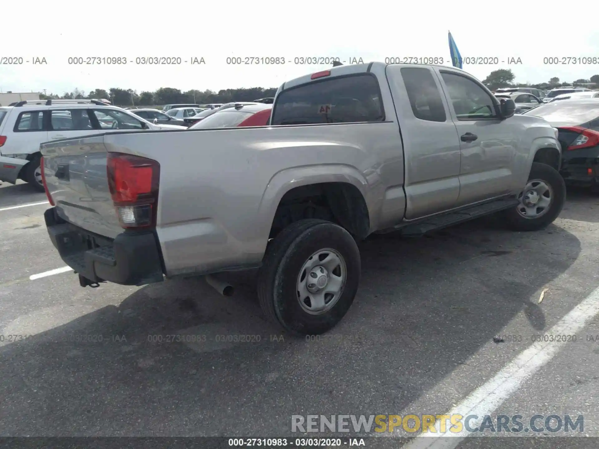 4 Фотография поврежденного автомобиля 5TFRX5GN5KX135745 TOYOTA TACOMA 2019