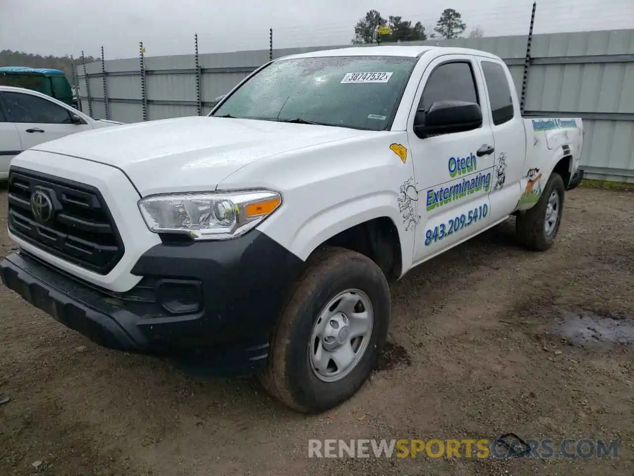 2 Photograph of a damaged car 5TFRX5GN5KX139715 TOYOTA TACOMA 2019