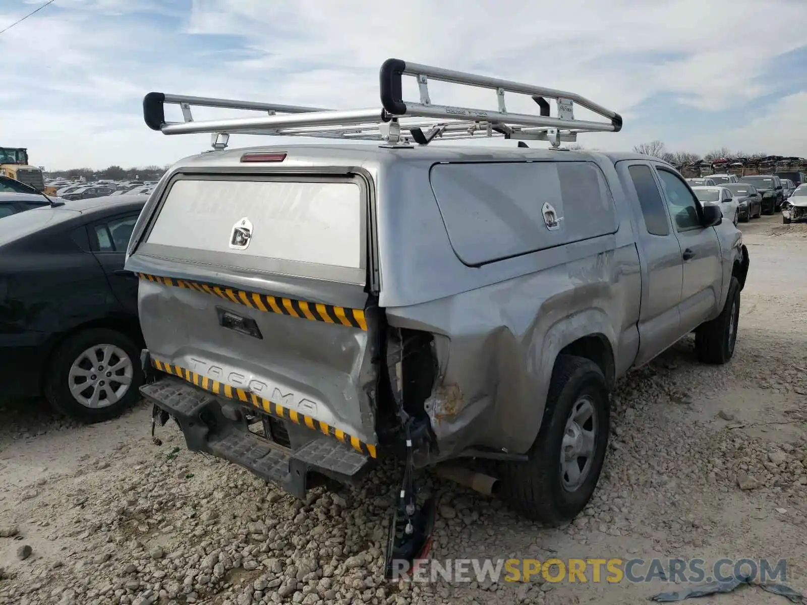 4 Photograph of a damaged car 5TFRX5GN5KX143876 TOYOTA TACOMA 2019