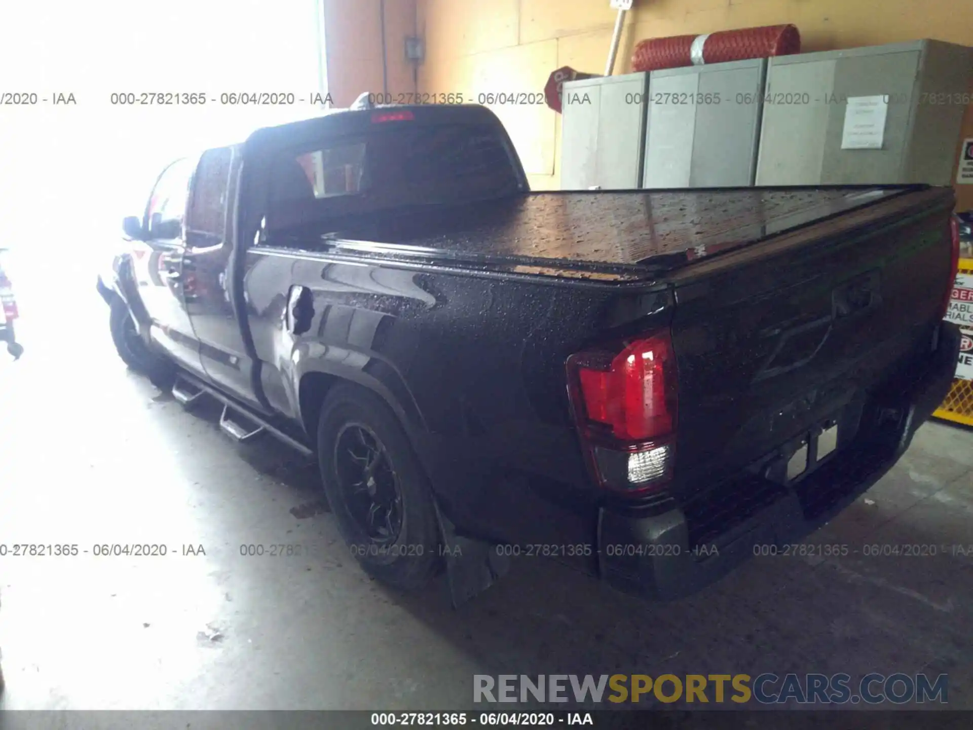 3 Photograph of a damaged car 5TFRX5GN5KX147040 TOYOTA TACOMA 2019