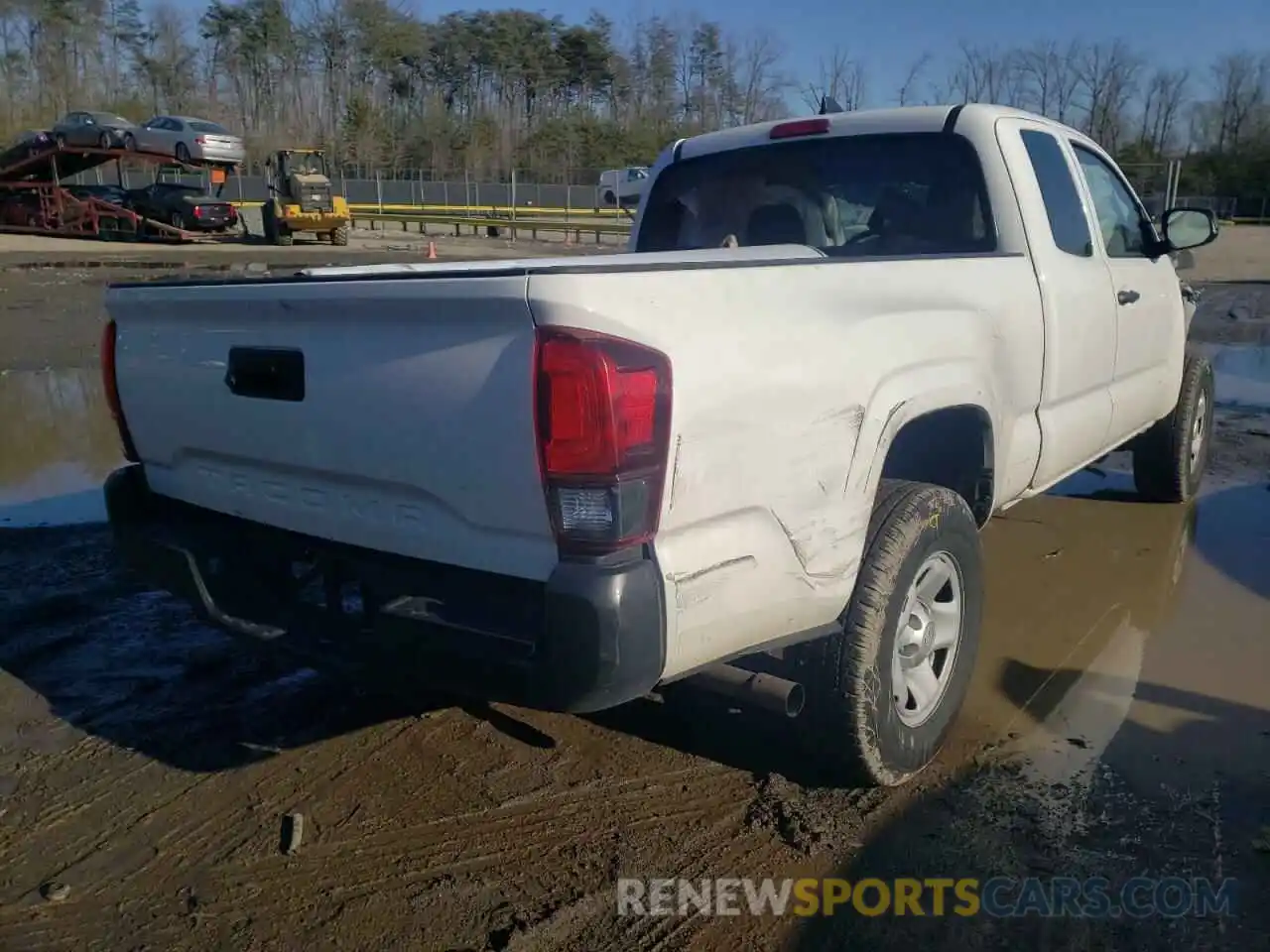 4 Photograph of a damaged car 5TFRX5GN5KX148124 TOYOTA TACOMA 2019