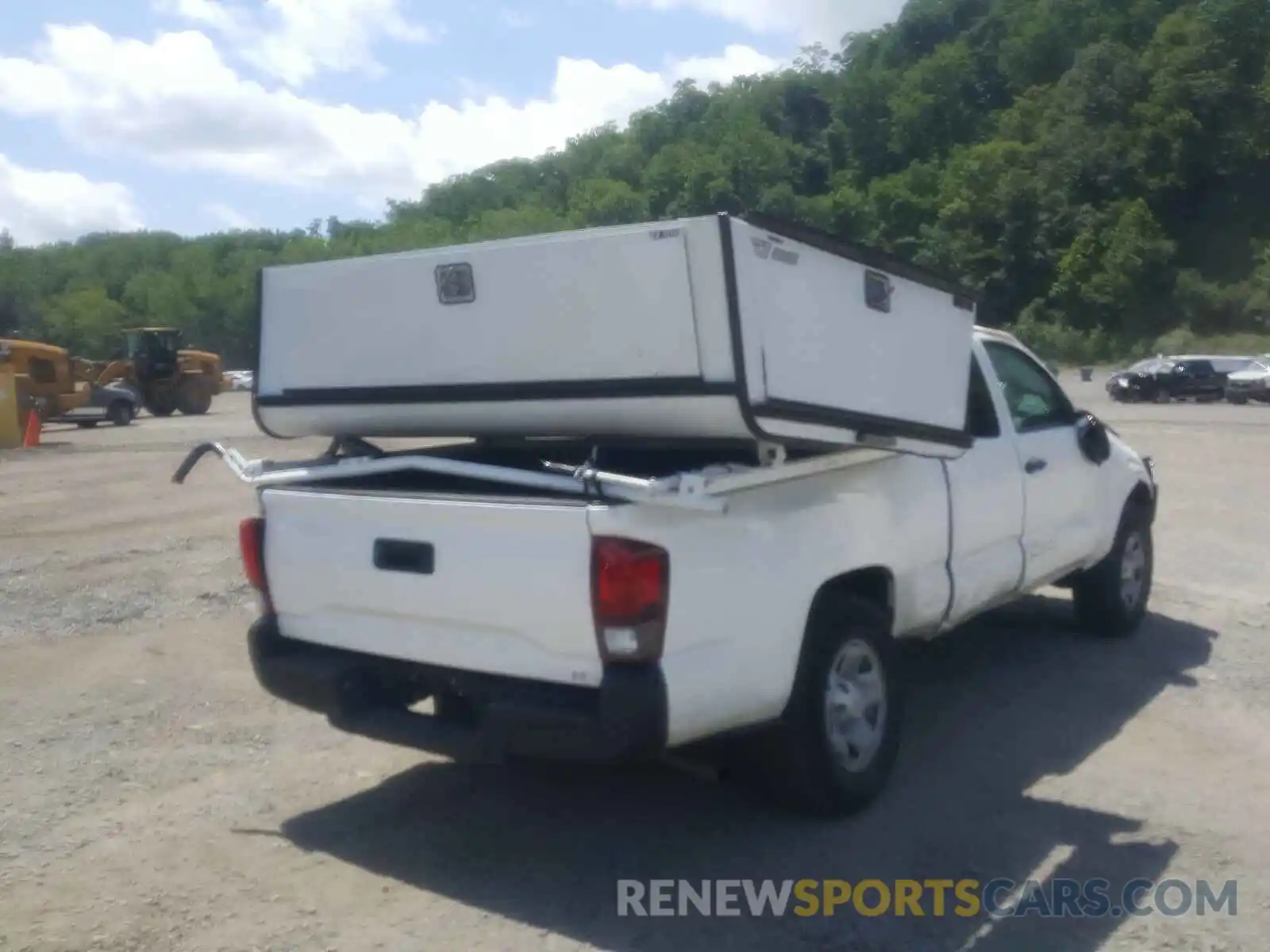 4 Photograph of a damaged car 5TFRX5GN5KX150455 TOYOTA TACOMA 2019