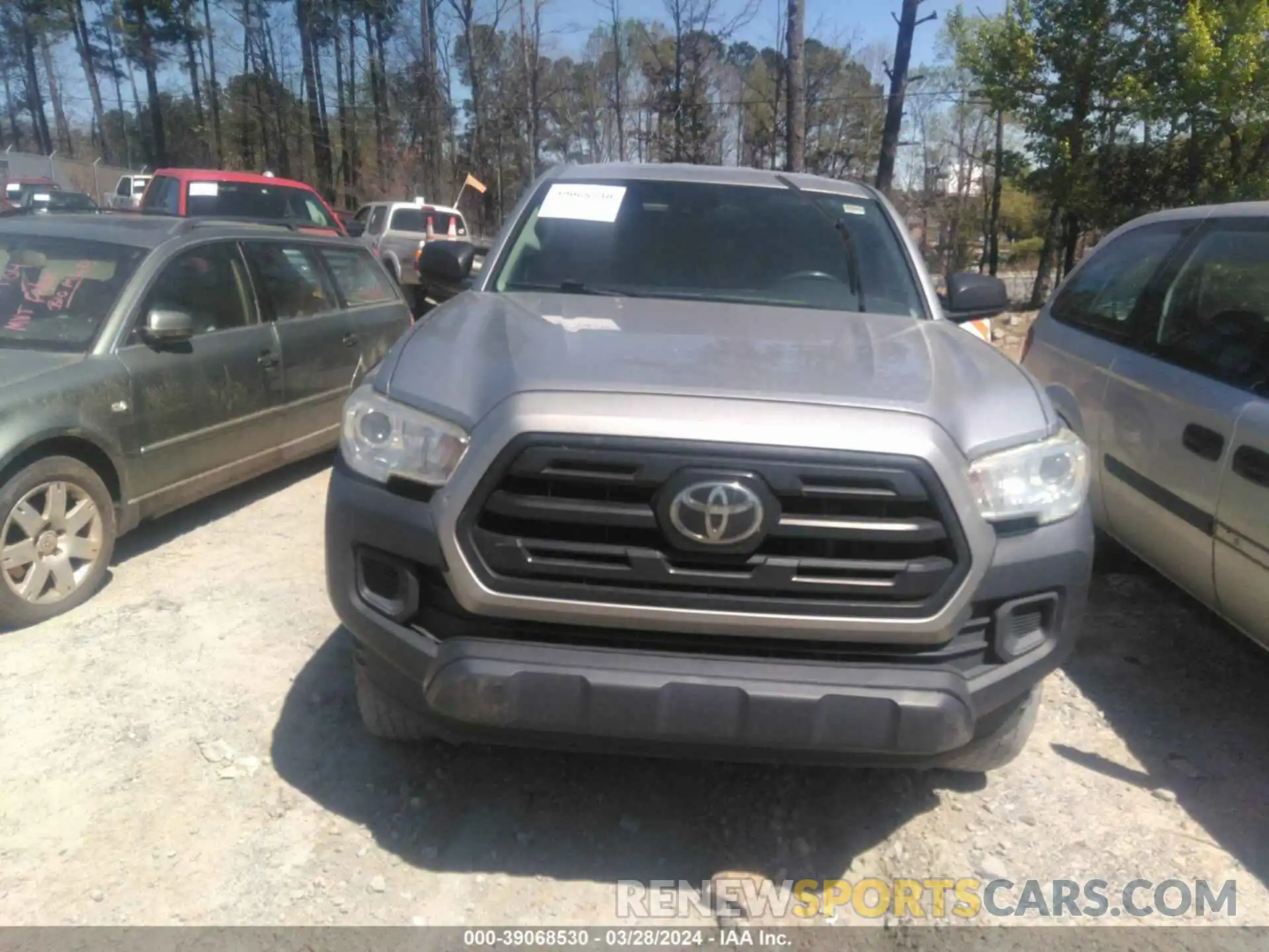 11 Photograph of a damaged car 5TFRX5GN5KX151945 TOYOTA TACOMA 2019