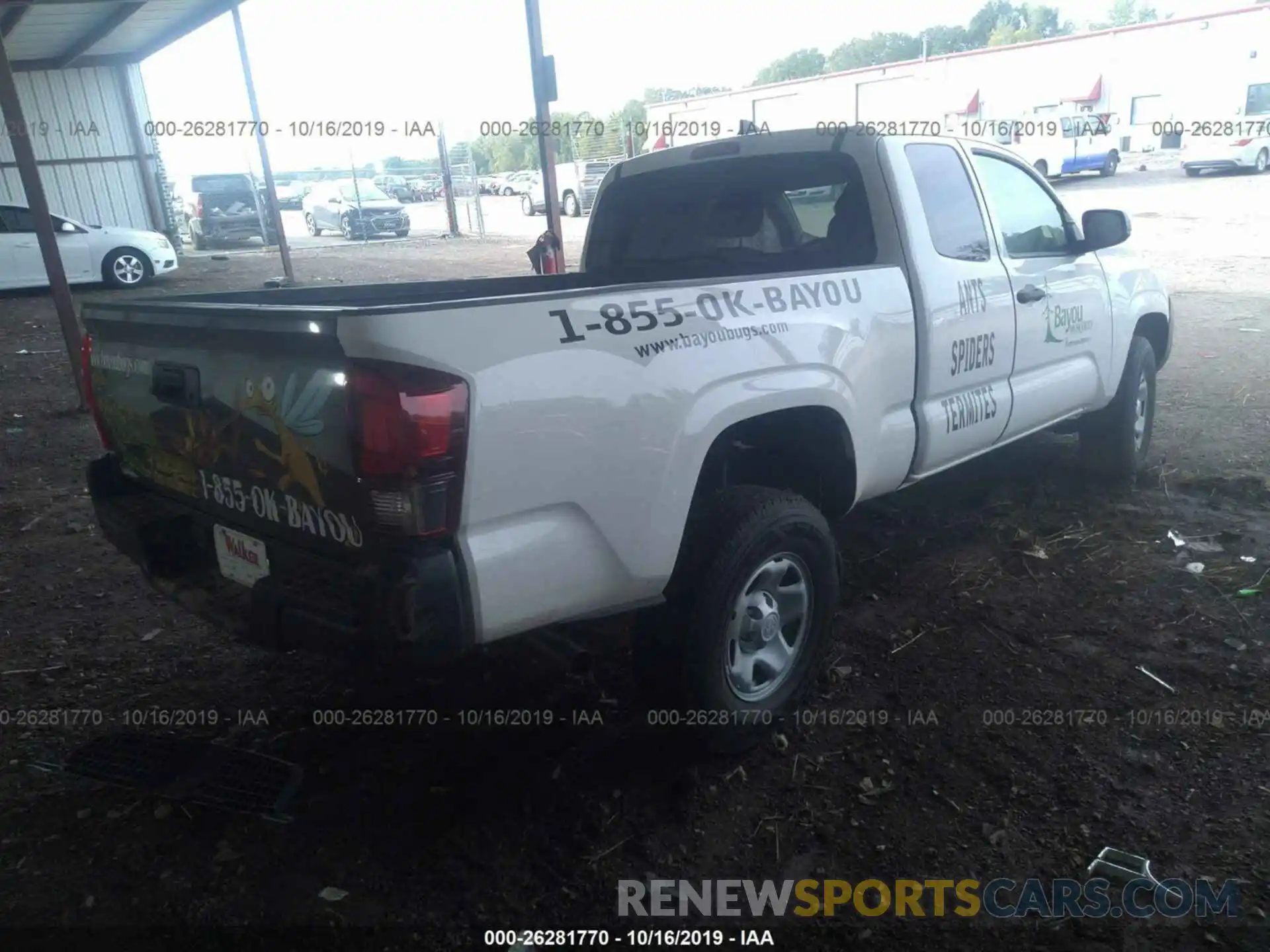 4 Photograph of a damaged car 5TFRX5GN5KX161892 TOYOTA TACOMA 2019