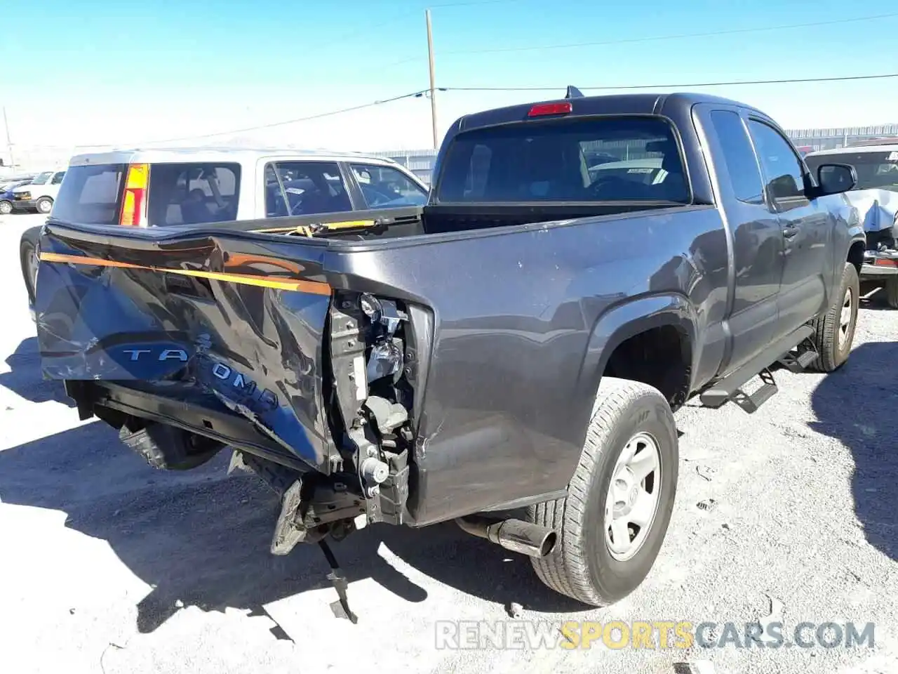 4 Photograph of a damaged car 5TFRX5GN6KX132546 TOYOTA TACOMA 2019