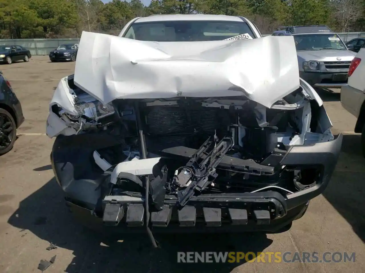 7 Photograph of a damaged car 5TFRX5GN6KX146284 TOYOTA TACOMA 2019