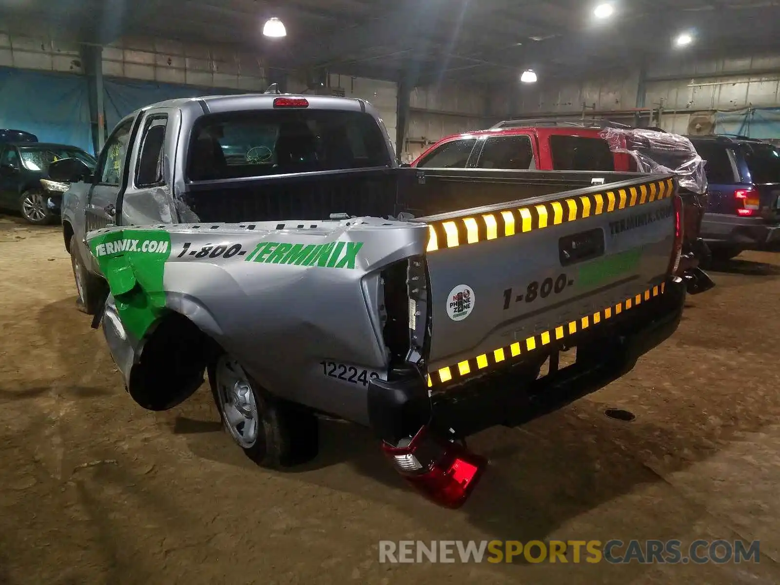 3 Photograph of a damaged car 5TFRX5GN6KX149167 TOYOTA TACOMA 2019