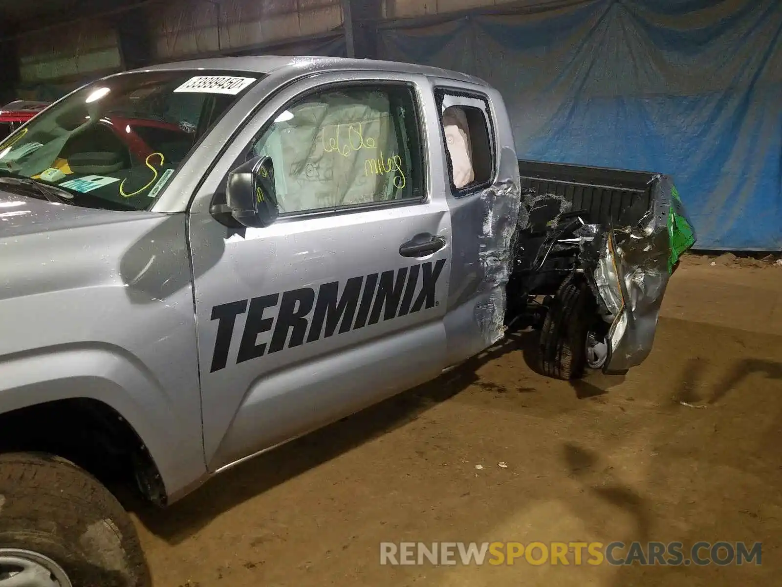 9 Photograph of a damaged car 5TFRX5GN6KX149167 TOYOTA TACOMA 2019