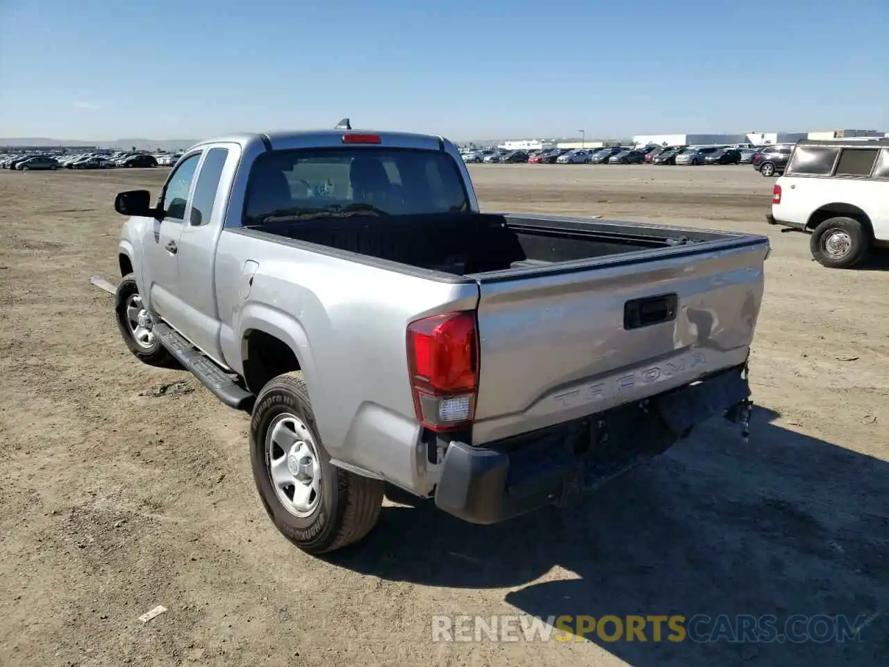 3 Photograph of a damaged car 5TFRX5GN6KX155180 TOYOTA TACOMA 2019